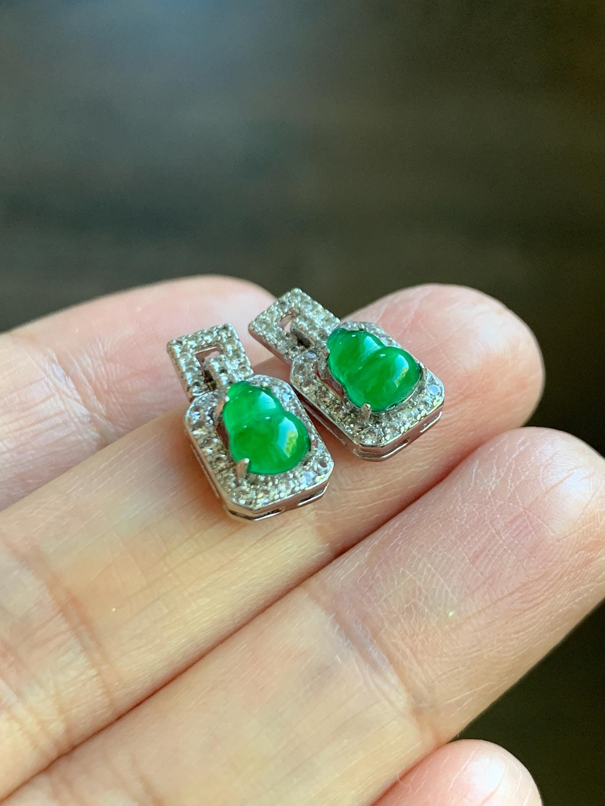 Natural Guatemalan Grade A Icy Translucent Vibrant Green Jade Jadeite Gourd Hulu Stud Earrings Sterling Silver 天然冰危绿翡翠葫芦镶嵌耳钉 XKHL150