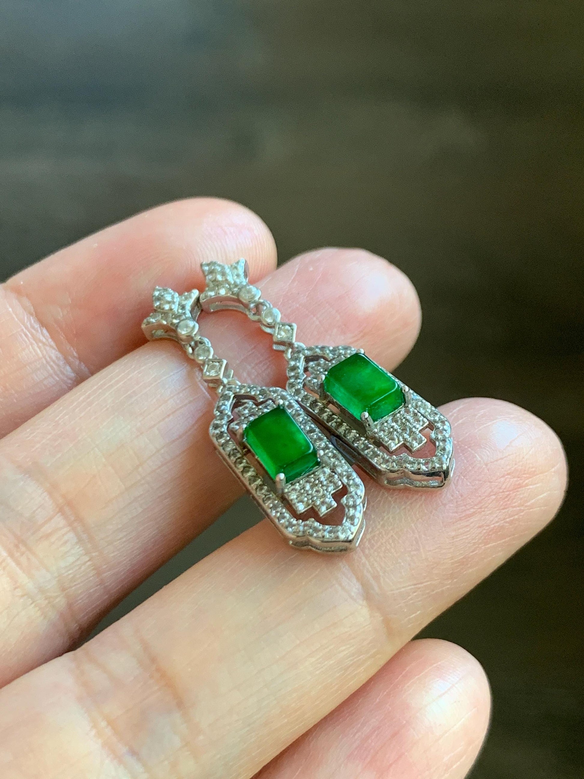 Natural Grade A Guatemalan Icy Translucent Vibrant Green Rectangle Jade Jadeite Art Deco Style Earrings Sterling Silver 天然冰危绿翡翠银镶耳钉 ADWL88