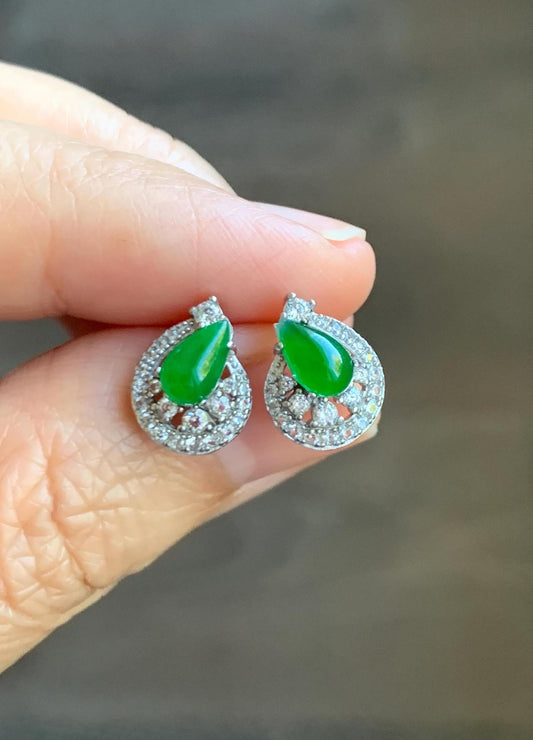 Natural Guatemalan Grade A Icy Translucent Vibrant Green Jade Jadeite Teardrop Stud Earrings Sterling Silver 天然冰危绿翡翠水滴蛋面镶嵌耳钉 LSD77