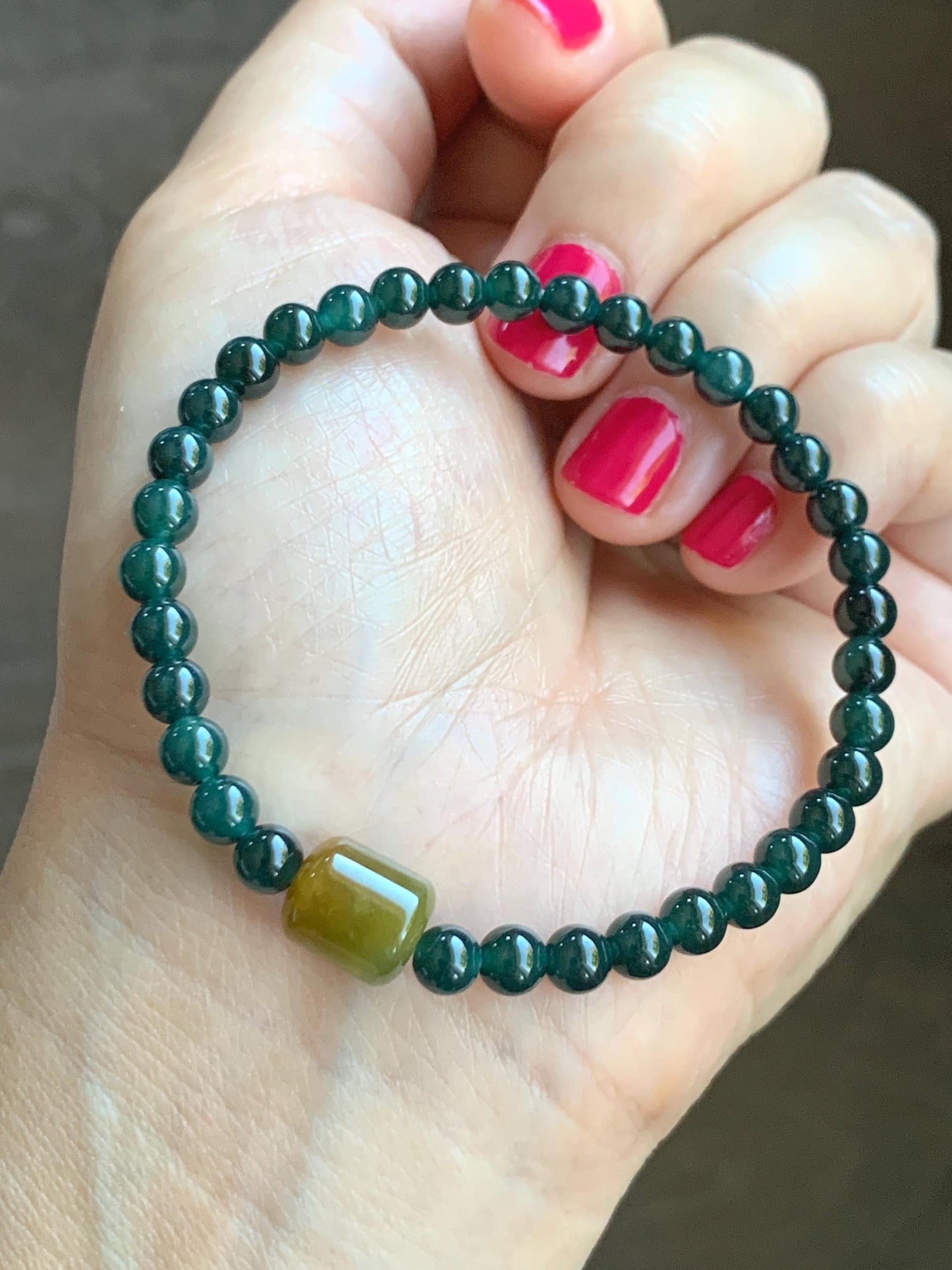 Natural Grade A Guatemalan Icy Translucent Dark Teal Jadeite Petite Beads Yellow Barrel Bead Beaded Bracelet 7” 8g 天然冰危深篮翡翠小圆珠冰黄桶珠手串 SWLT143