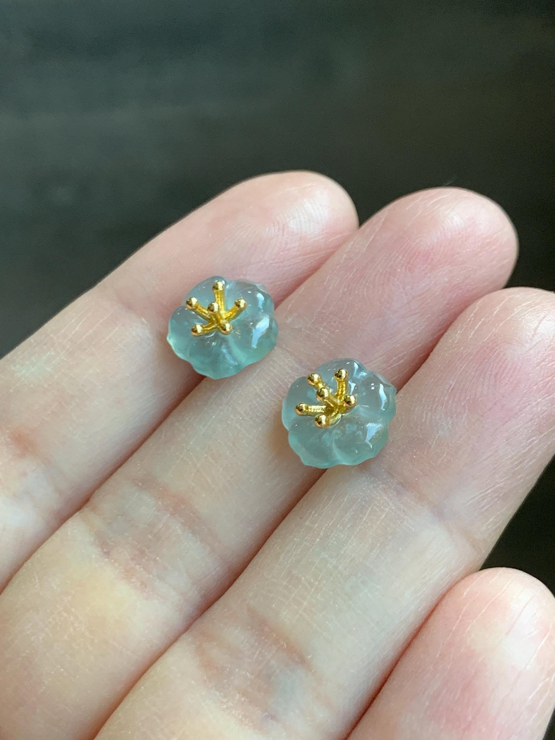 Natural Grade A Guatemalan Icy Highly Translucent Pastel Blue Jade Jadeite Cherry Blossom Stud Earring Sterling Silver 天然高冰危淡蓝翡翠梅花耳钉 BPM66
