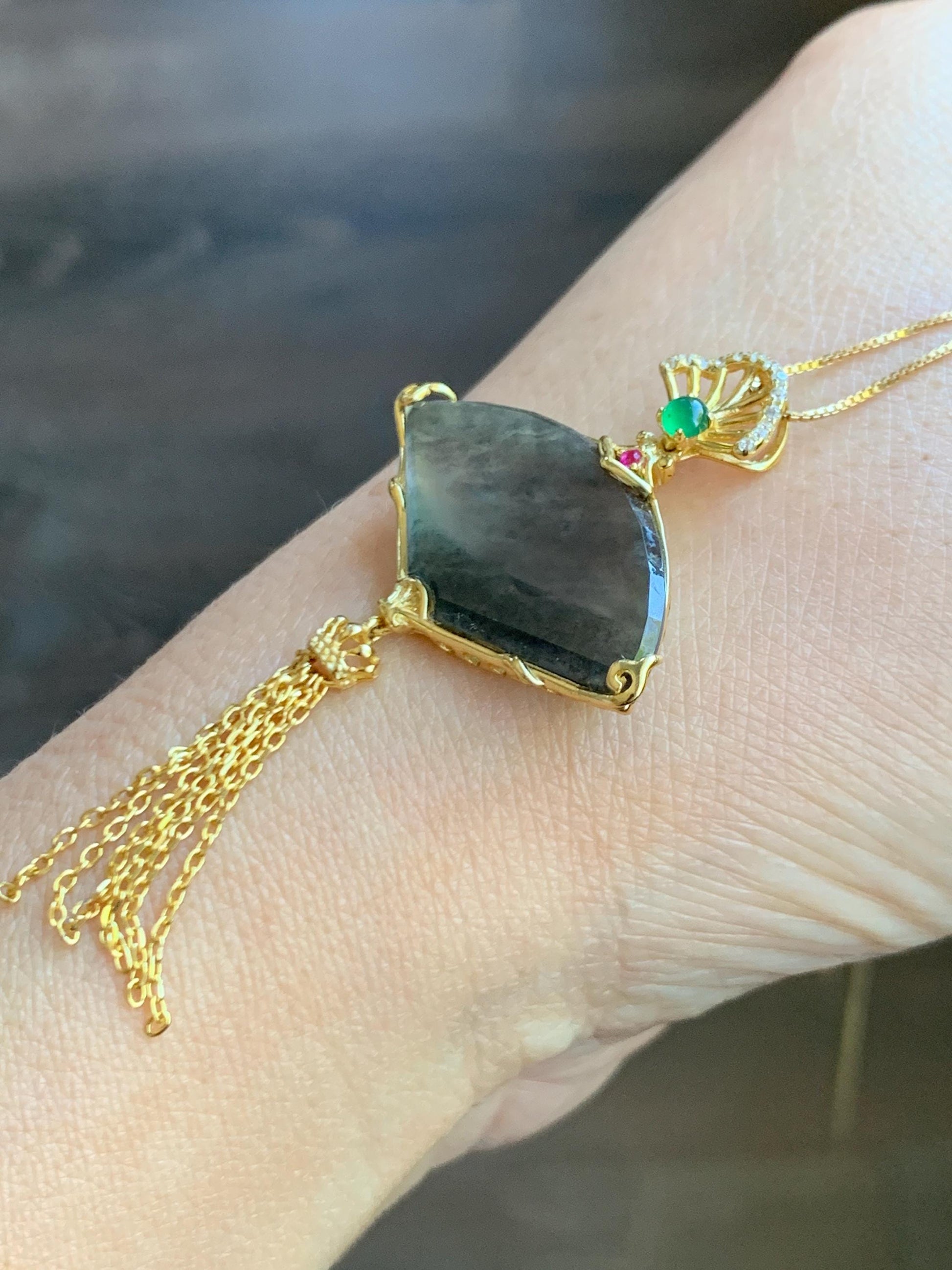 Natural Grade A Guatemalan Icy Highly Translucent Wuji Jadeite Wu Shi Pai Fan Pendant Sterling Silver 4g 天然冰胶危乌鸡翡翠无事牌镶嵌扇子吊坠 WJS150