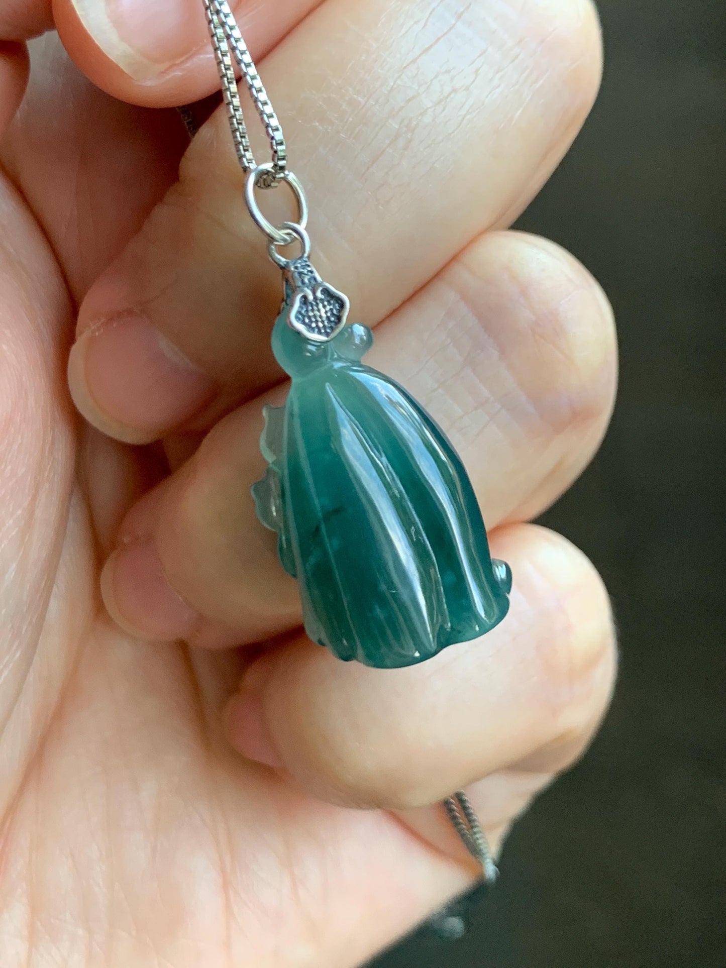Natural Grade A Guatemalan Icy Translucent Dark Teal Blue Jade Jadeite Lotus Flower Lotus Pod Pendant Sterling Silver 天然冰危深蓝翡翠莲花莲蓬吊坠 WHP280B