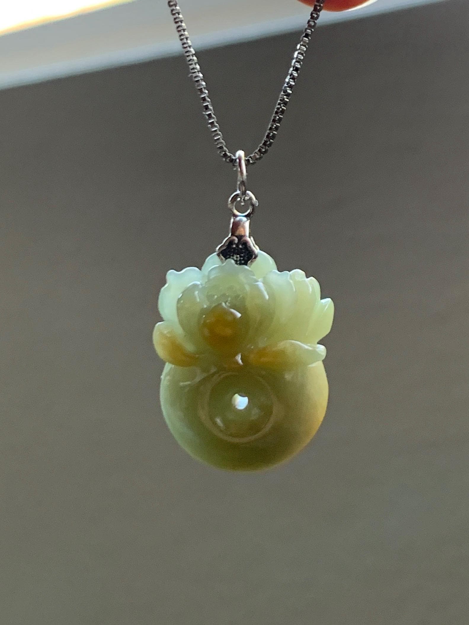 Natural Grade A Guatemalan Translucent Dusty Blue Yellow Jade Jadeite Lotus Flower Ping An Kou Donut Pendant Sterling Silver 天然危黄翡翠莲花平安扣吊坠 L