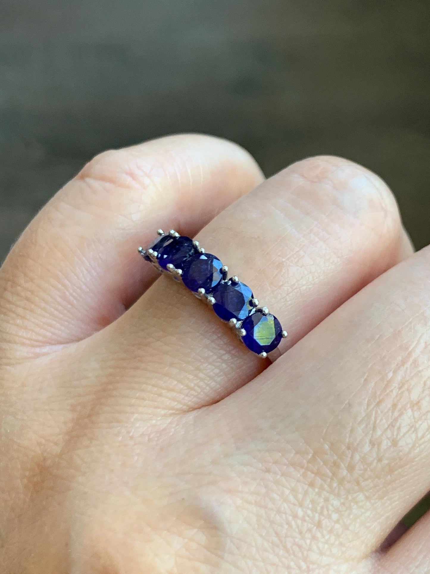 Natural Genuine Dark Blue Sapphire 5-Stone Band Ring Round Brilliant Cut 4.5-4.6mm Sterling Silver Size 8 US 2g c423