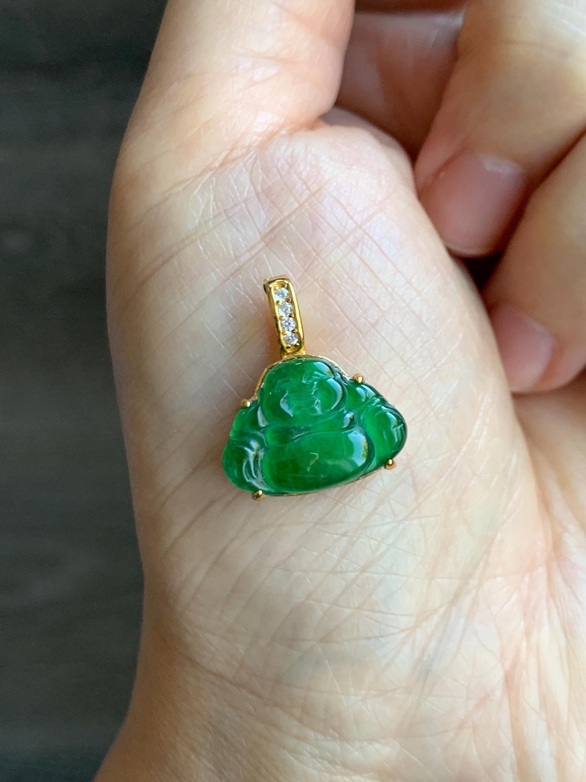 Natural Grade A Guatemalan Icy Translucent Vibrant Green Jade Jadeite Buddha Pendant Sterling Silver Gold Overlay 天然冰危绿翡翠佛公镶嵌吊坠 WXF165