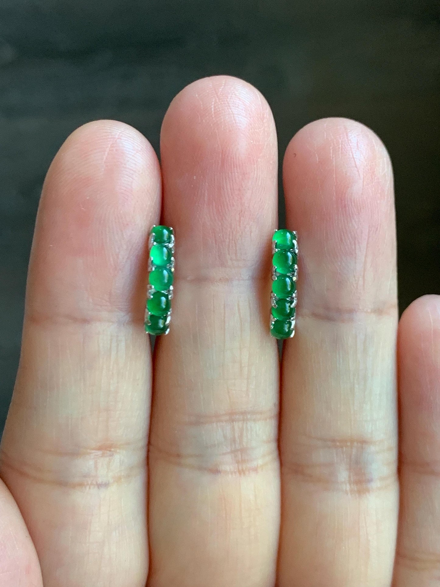 Natural Guatemalan Grade A Icy Highly Translucent Vibrant Green Jade Jadeite Hoop Huggie Earrings Sterling Silver 天然冰危绿起光翡翠银镶耳包 LEB160A