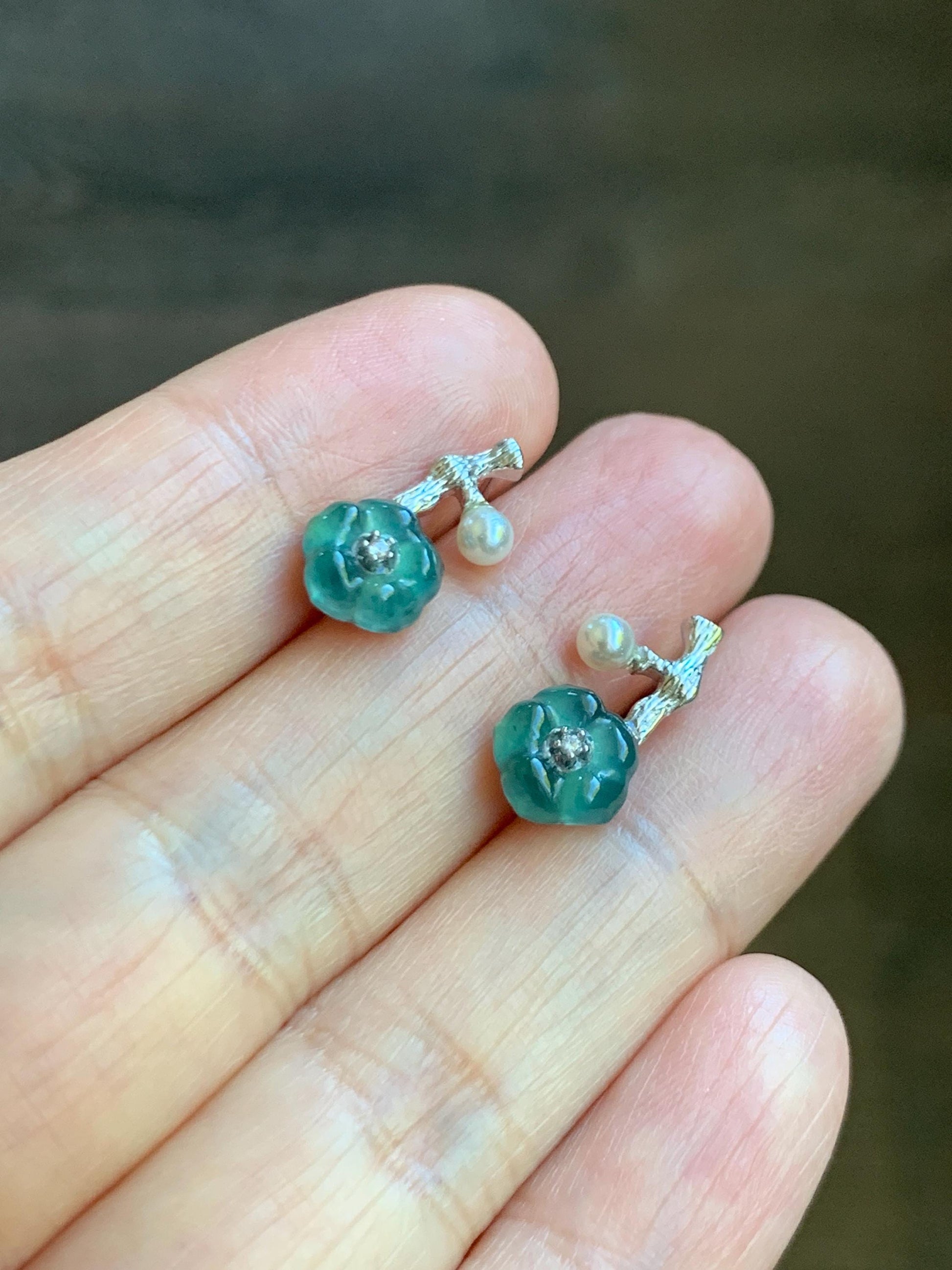 Natural Grade A Guatemalan Icy Translucent Teal Blue Jade Jadeite Cherry Blossom Stud Earrings Sterling Silver 天然冰危深蓝翡翠梅花银镶耳钉 XKMH120S