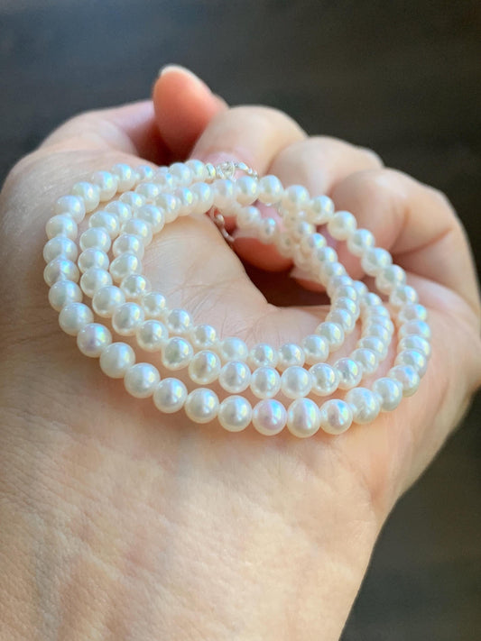 Natural Freshwater All-Nacre Metallica White Mini Round Pearls Beaded Necklace Sterling Silver 4-4.7mm 15.75”-16.5” 10g 天然淡水无核白珍珠项链 MWHZ560B