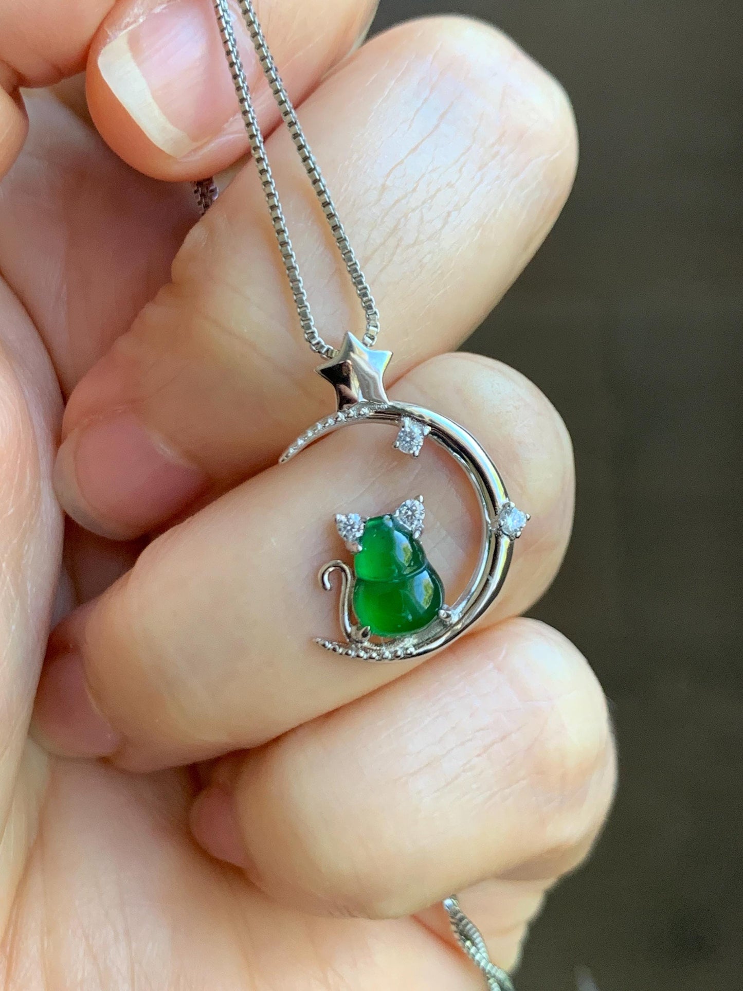 Natural Grade A Guatemalan Icy Translucent Vibrant Green Jade Jadeite Gourd Cat Crescent Moon Pendant Sterling Silver 天然冰危绿葫芦翡翠猫咪月亮吊坠 YLM74