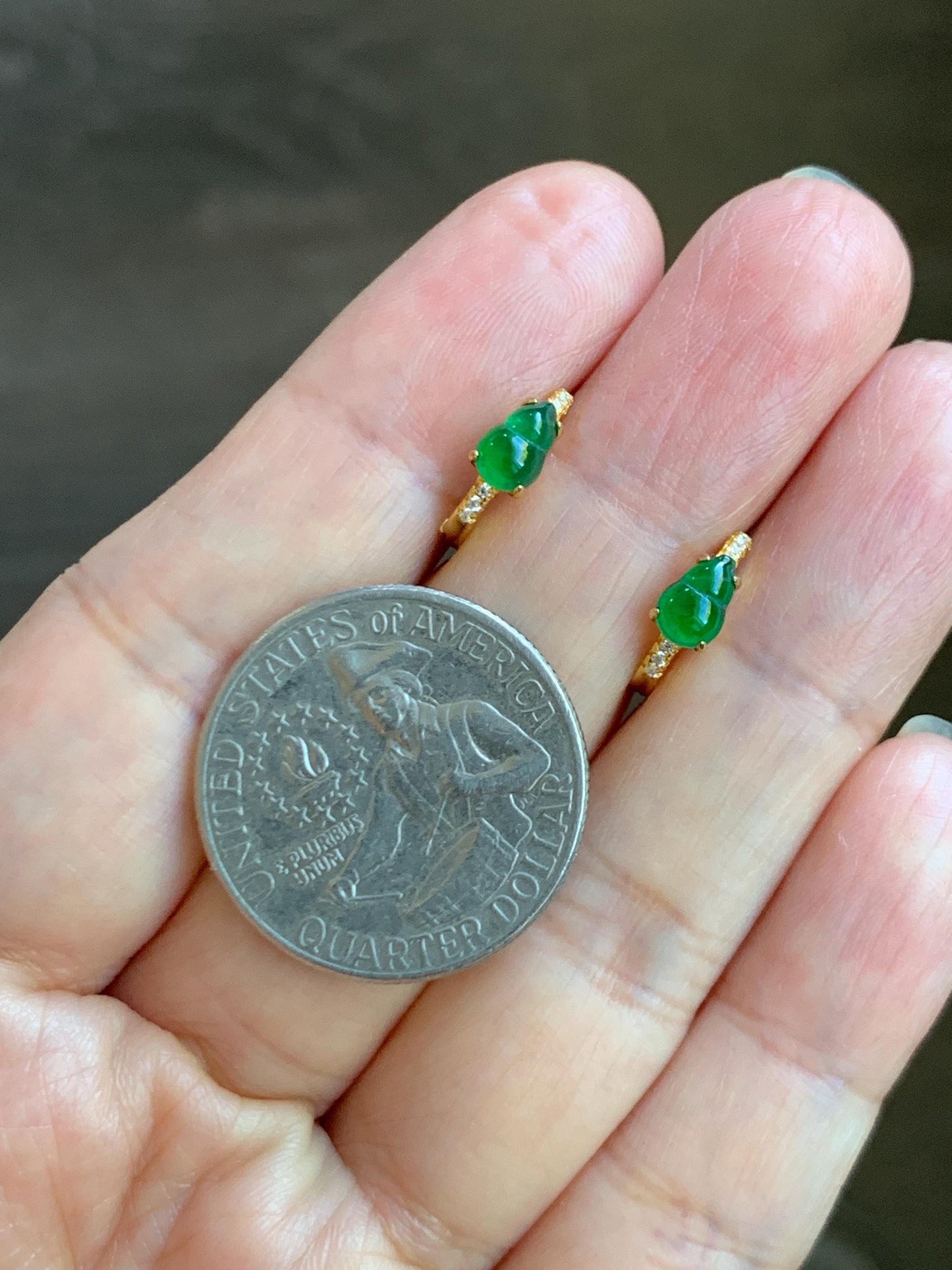 Natural Grade A Guatemalan Icy Translucent Vibrant Green Gourd Jade Jadeite Hoop Earrings Sterling Silver Yellow Gold 天然冰危绿翡翠葫芦银镶耳包 XHL68B