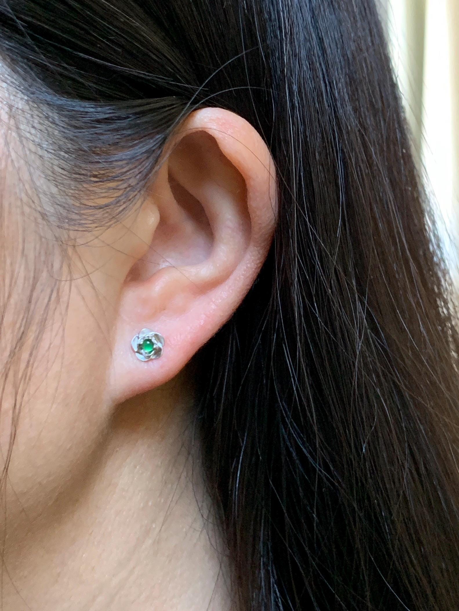 Petite Natural Grade A Guatemalan Icy Highly Translucent Vibrant Green Jadeite Flower Stud Earrings Sterling Silver 天然冰危绿翡翠花银耳钉 XJH55Y