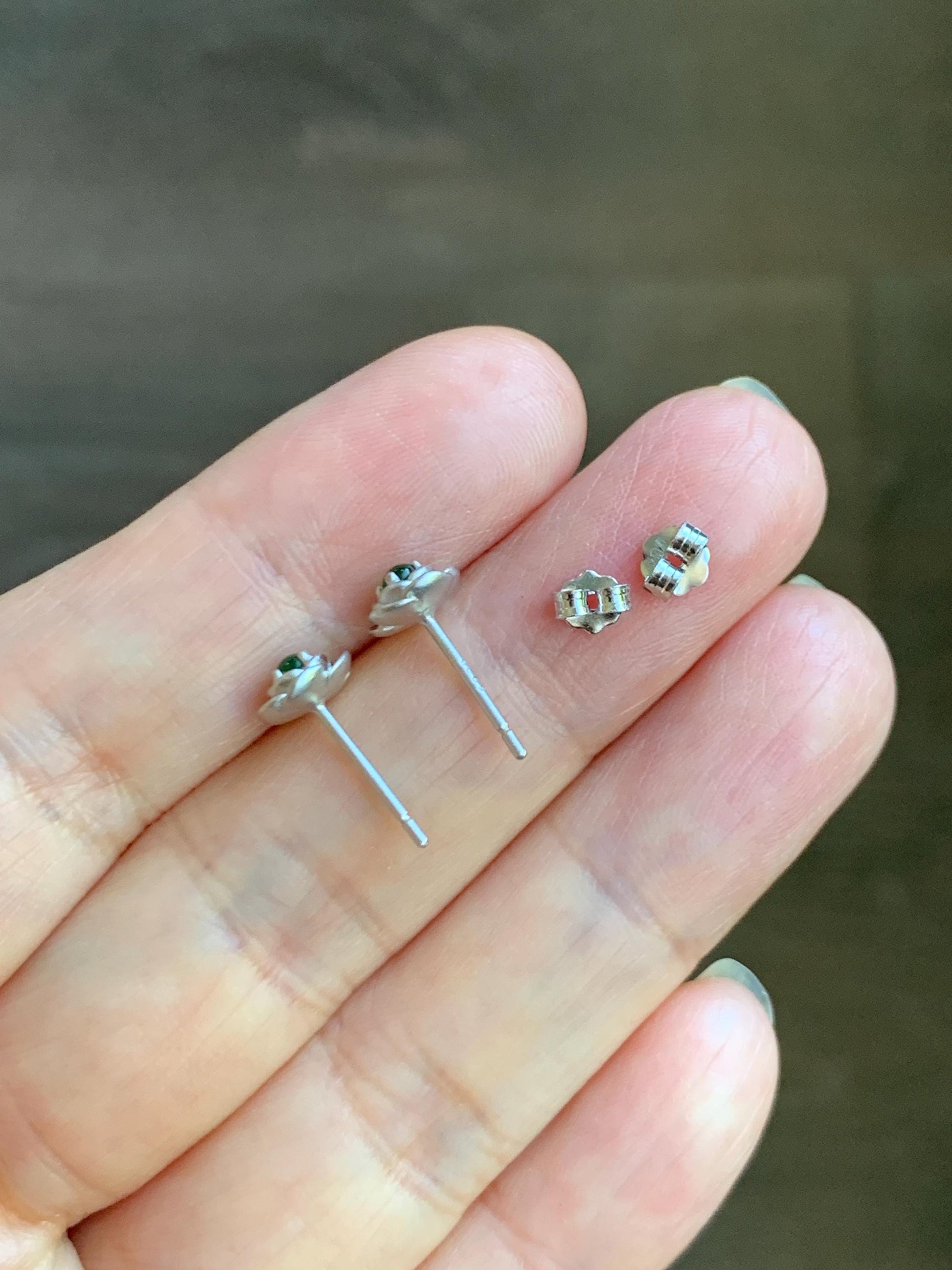 Petite Natural Grade A Guatemalan Icy Highly Translucent Vibrant Green Jadeite Flower Stud Earrings Sterling Silver 天然冰危绿翡翠花银耳钉 XJH55Y