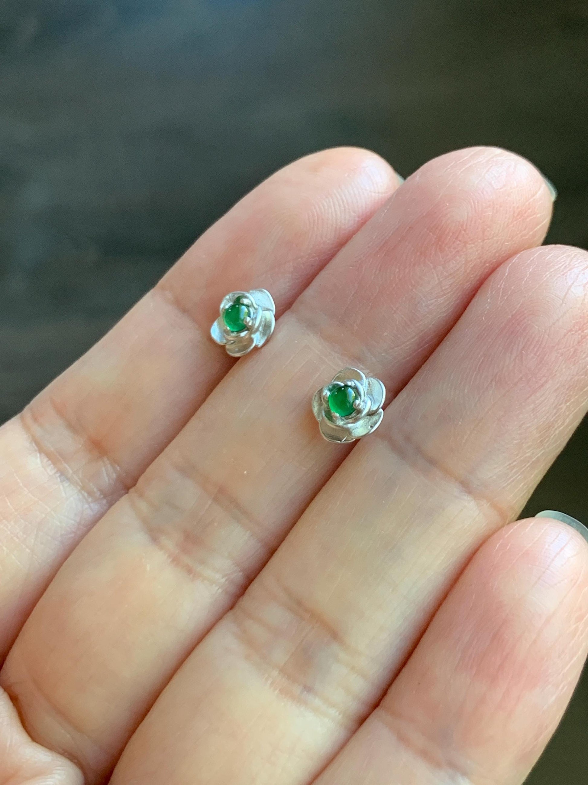 Petite Natural Grade A Guatemalan Icy Highly Translucent Vibrant Green Jadeite Flower Stud Earrings Sterling Silver 天然冰危绿翡翠花银耳钉 XJH55Y