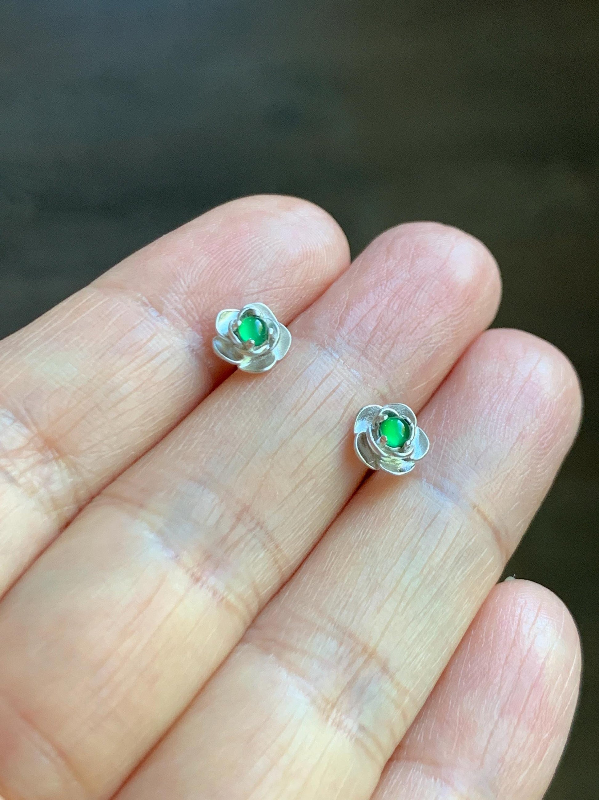 Petite Natural Grade A Guatemalan Icy Highly Translucent Vibrant Green Jadeite Flower Stud Earrings Sterling Silver 天然冰危绿翡翠花银耳钉 XJH55Y
