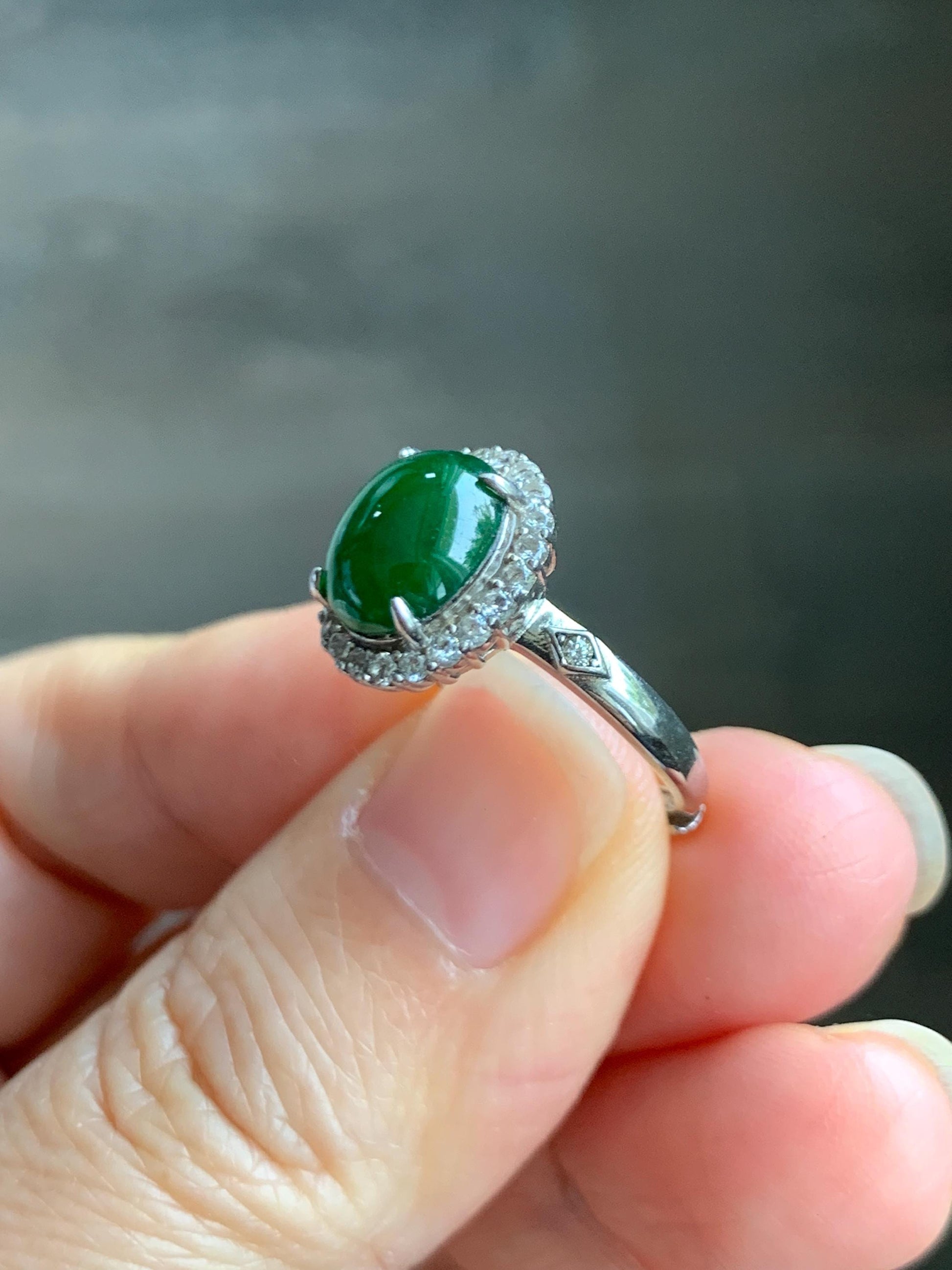 Natural Grade A Guatemalan Icy Translucent Vibrant Green Jade Jadeite Halo Style Ring Sterling Silver Size Adjustable 天然冰危绿翡翠银镶戒指 WLH132