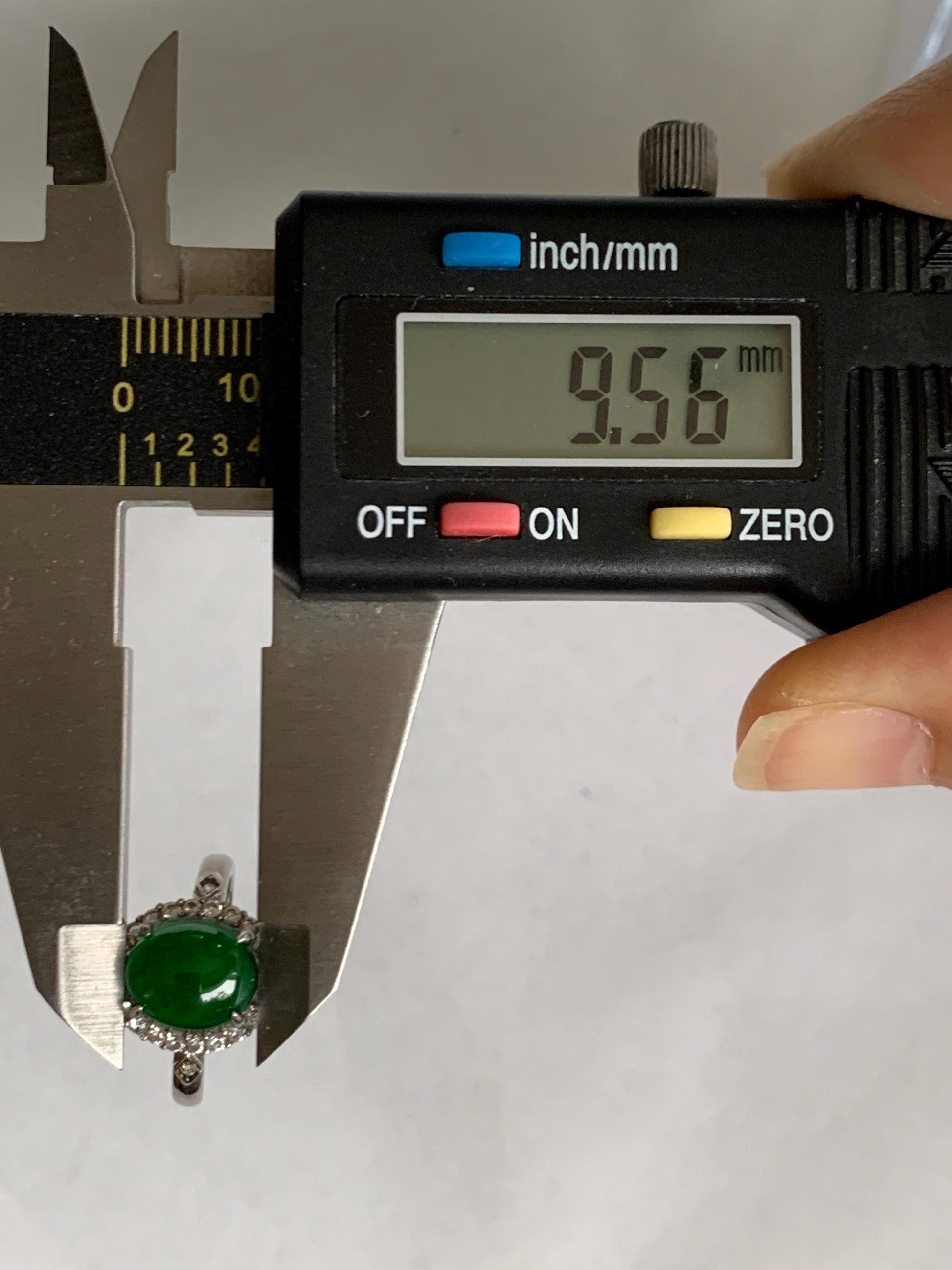 Natural Grade A Guatemalan Icy Translucent Vibrant Green Jade Jadeite Halo Style Ring Sterling Silver Size Adjustable 天然冰危绿翡翠银镶戒指 WLH132