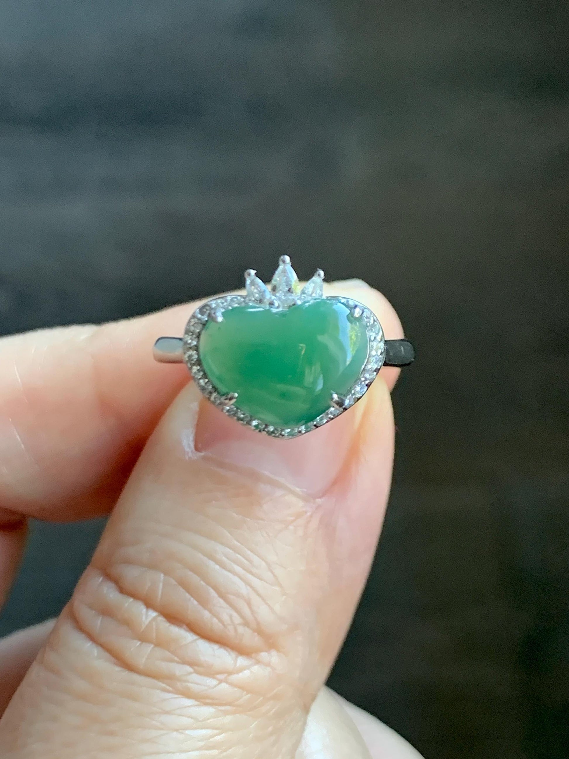 Natural Grade A Guatemalan Icy Translucent Gelatinous Green Heart Jade Jadeite Ring Sterling Silver Size Adjustable 天然冰危蓝绿翡翠爱心蛋面银镶戒指 WLH240