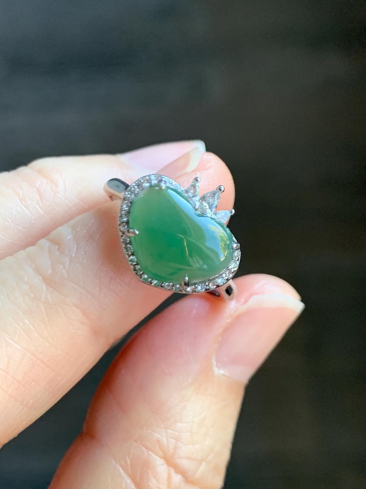 Natural Grade A Guatemalan Icy Translucent Gelatinous Green Heart Jade Jadeite Ring Sterling Silver Size Adjustable 天然冰危蓝绿翡翠爱心蛋面银镶戒指 WLH240