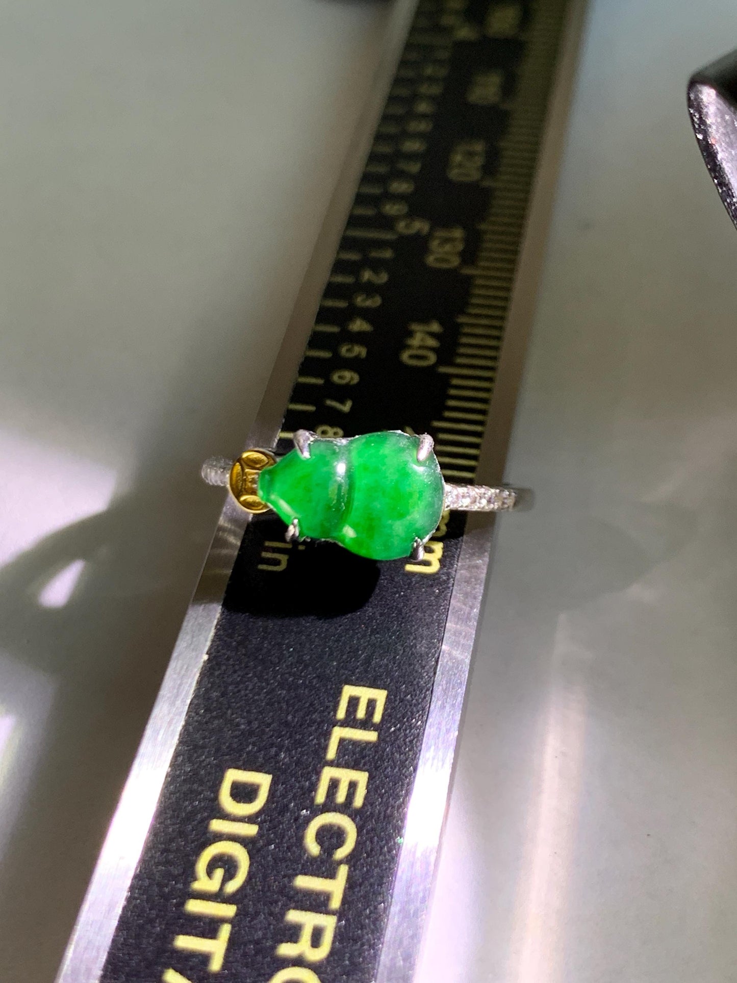 Natural Grade A Guatemalan Icy Translucent Vibrant Green Jade Jadeite Hulu Gourd Ring Sterling Silver Size Adjustable 天然冰危绿翡翠葫芦银镶戒指 LHL85