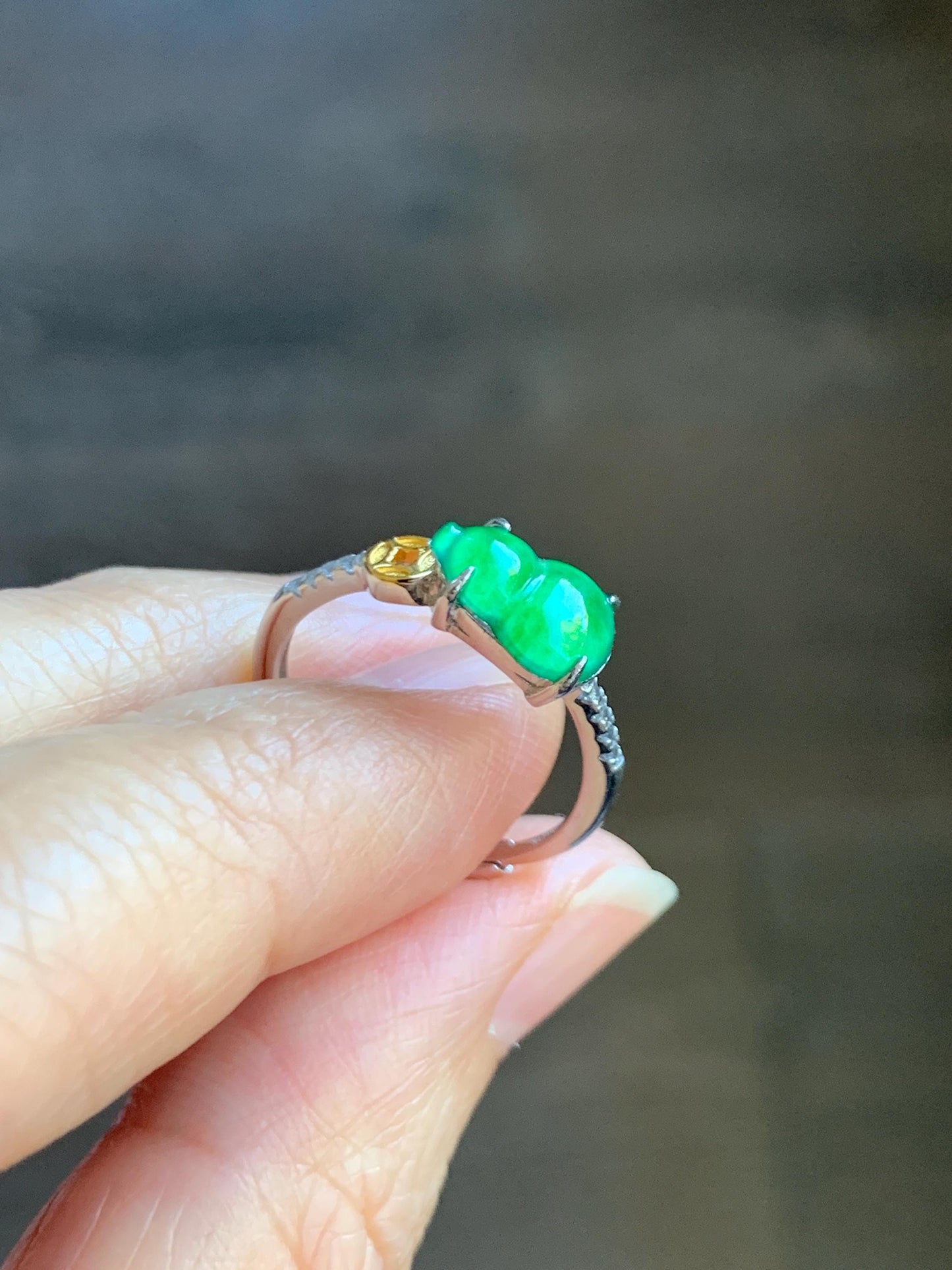 Natural Grade A Guatemalan Icy Translucent Vibrant Green Jade Jadeite Hulu Gourd Ring Sterling Silver Size Adjustable 天然冰危绿翡翠葫芦银镶戒指 LHL85