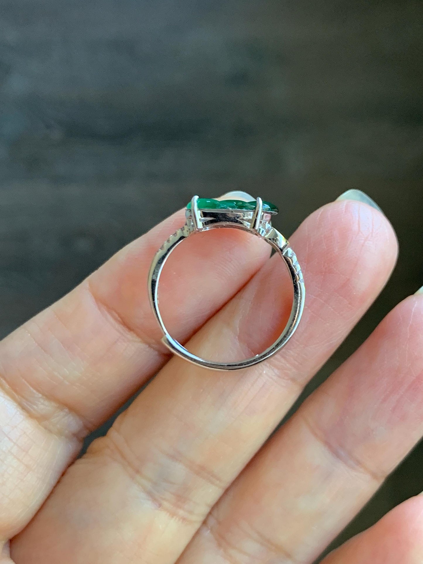 Natural Grade A Guatemalan Icy Highly Translucent Green Jade Jadeite Leaf Ring Sterling Silver Size Adjustable 天然冰危绿翡翠大叶有成银镶戒指 LDY85