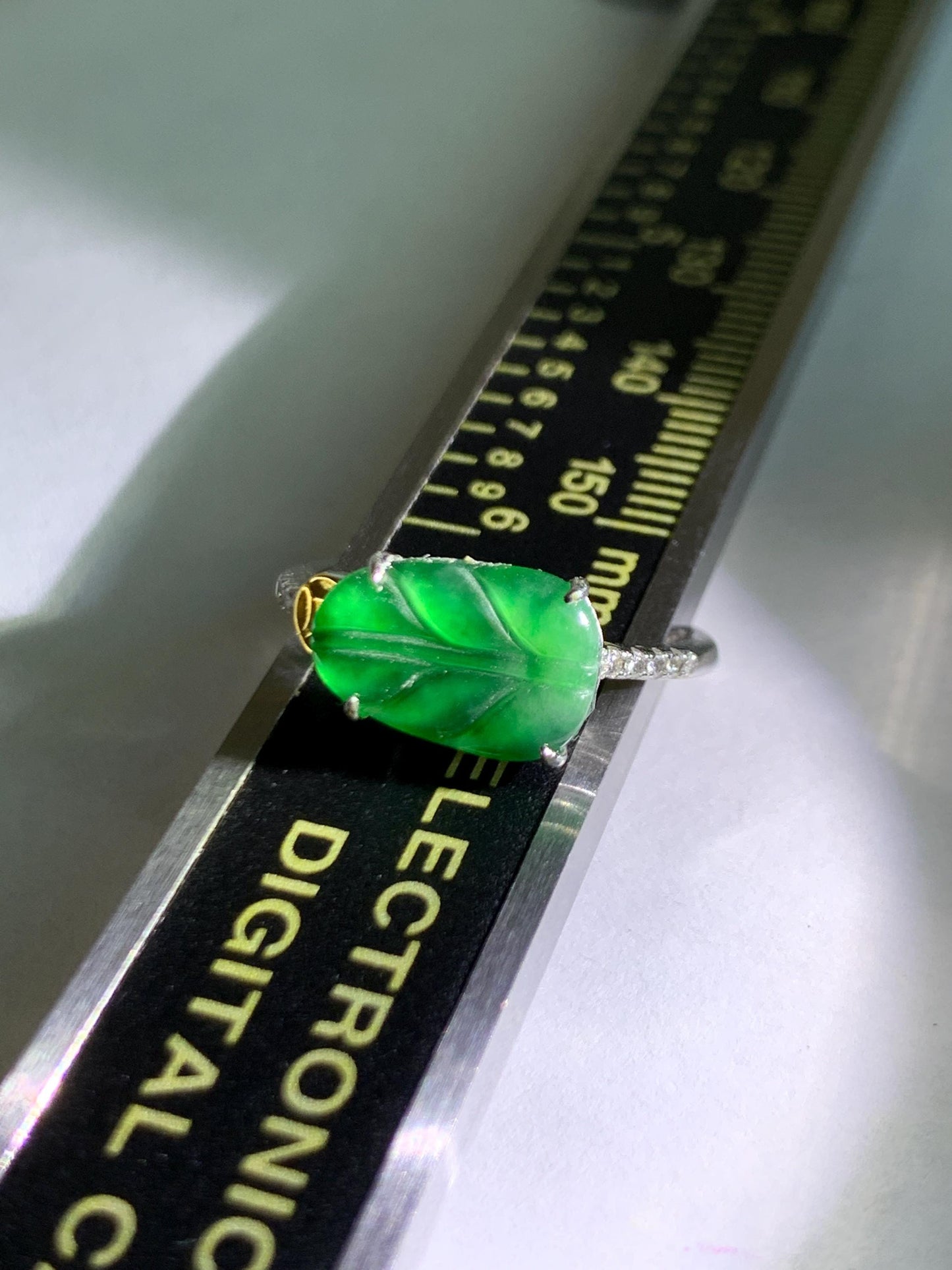 Natural Grade A Guatemalan Icy Highly Translucent Green Jade Jadeite Leaf Ring Sterling Silver Size Adjustable 天然冰危绿翡翠大叶有成银镶戒指 LDY85