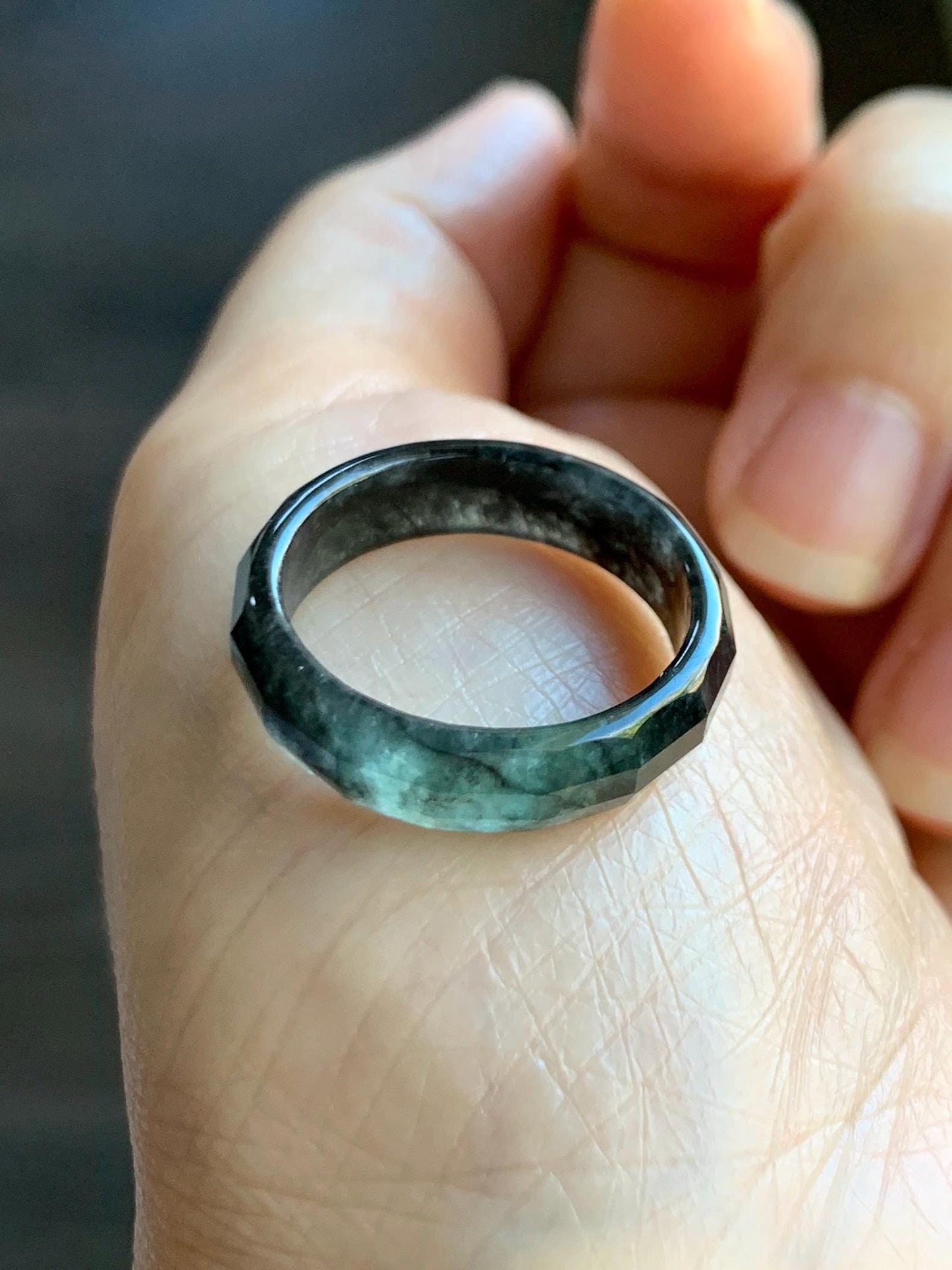 Natural Grade A Guatemalan Icy Highly Translucent Wuji Green Marbled Jade Jadeite Faceted Band Ring Size 8.25 US 天然冰危乌鸡飘绿翡翠切割面戒圈 WWJ220A