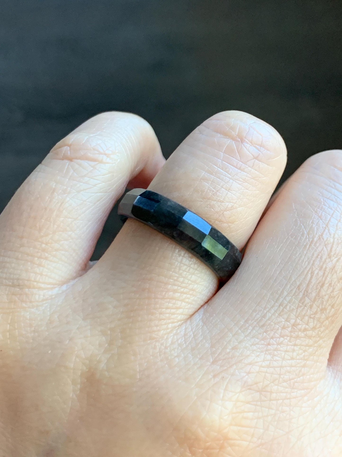 Natural Grade A Guatemalan Icy Highly Translucent Wuji Green Marbled Jade Jadeite Faceted Band Ring Size 8.25 US 天然冰危乌鸡飘绿翡翠切割面戒圈 WWJ220A