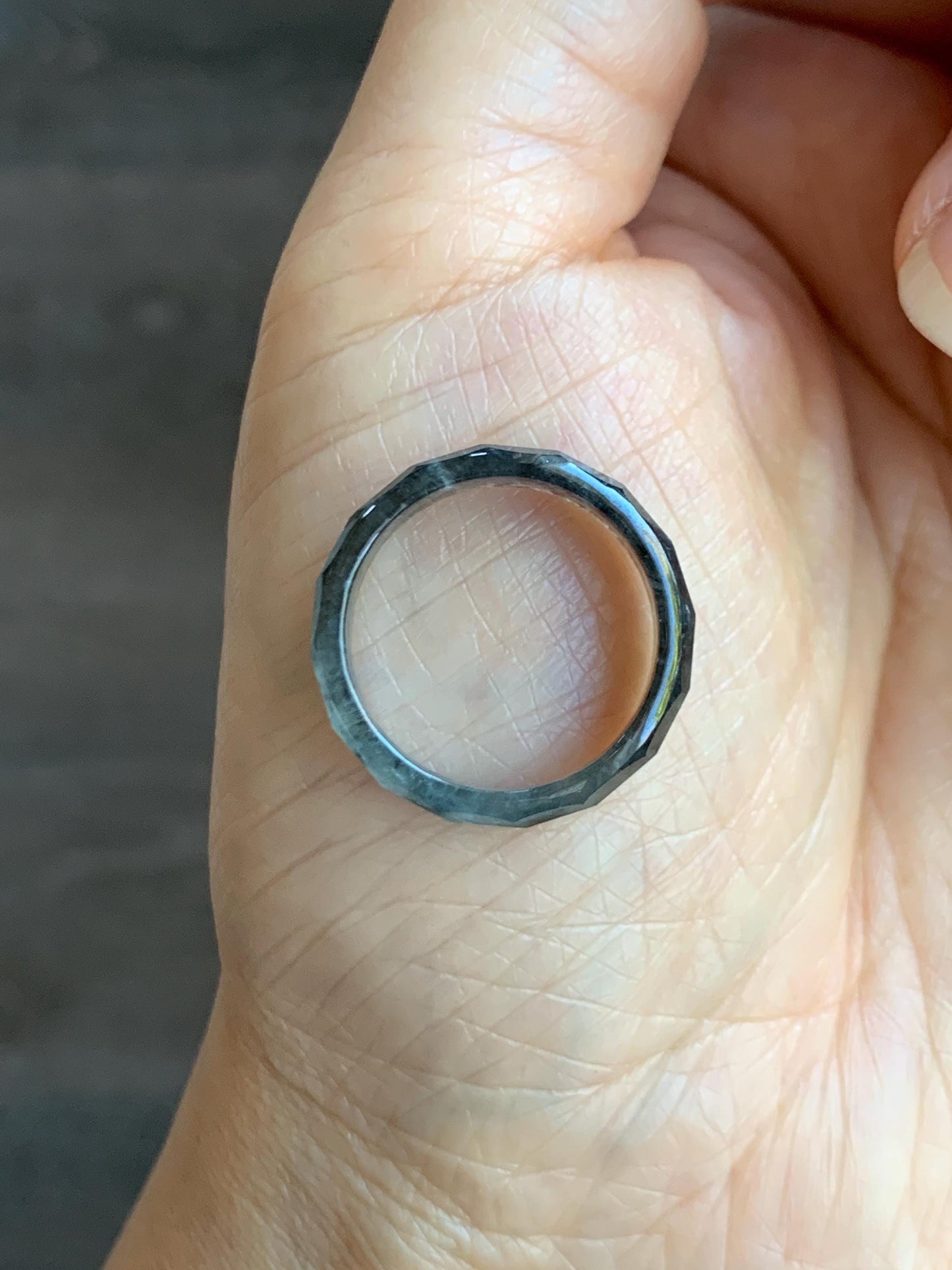 Natural Grade A Guatemalan Icy Highly Translucent Wuji Marbled Jade Jadeite Faceted Band Ring Size 7.5 US 天然冰危乌鸡翡翠切割面戒圈 WWJ220B