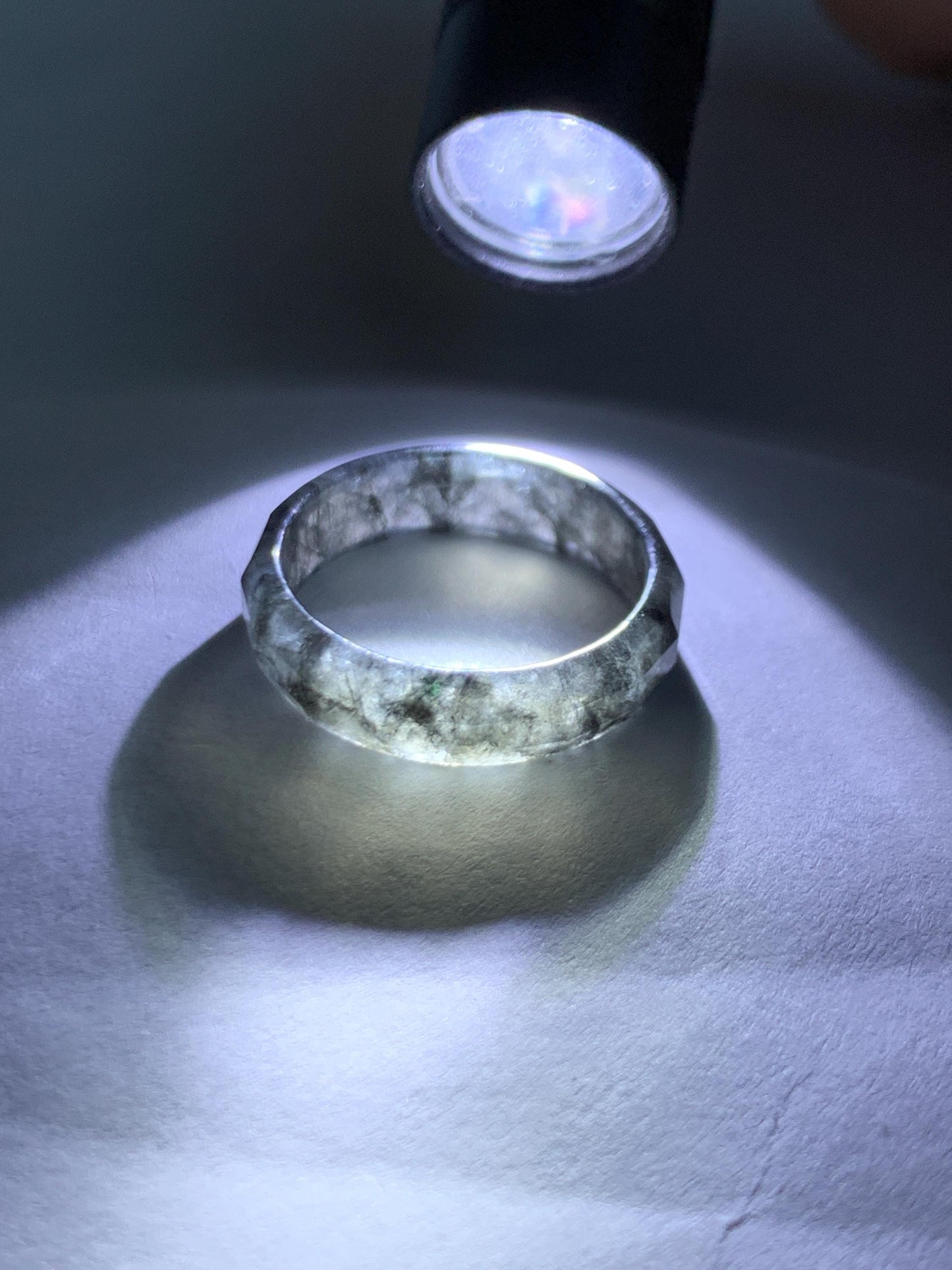 Natural Grade A Guatemalan Icy Highly Translucent Wuji Marbled Jade Jadeite Faceted Band Ring Size 7.75 US 天然冰危乌鸡翡翠切割面戒圈 WWJ220C