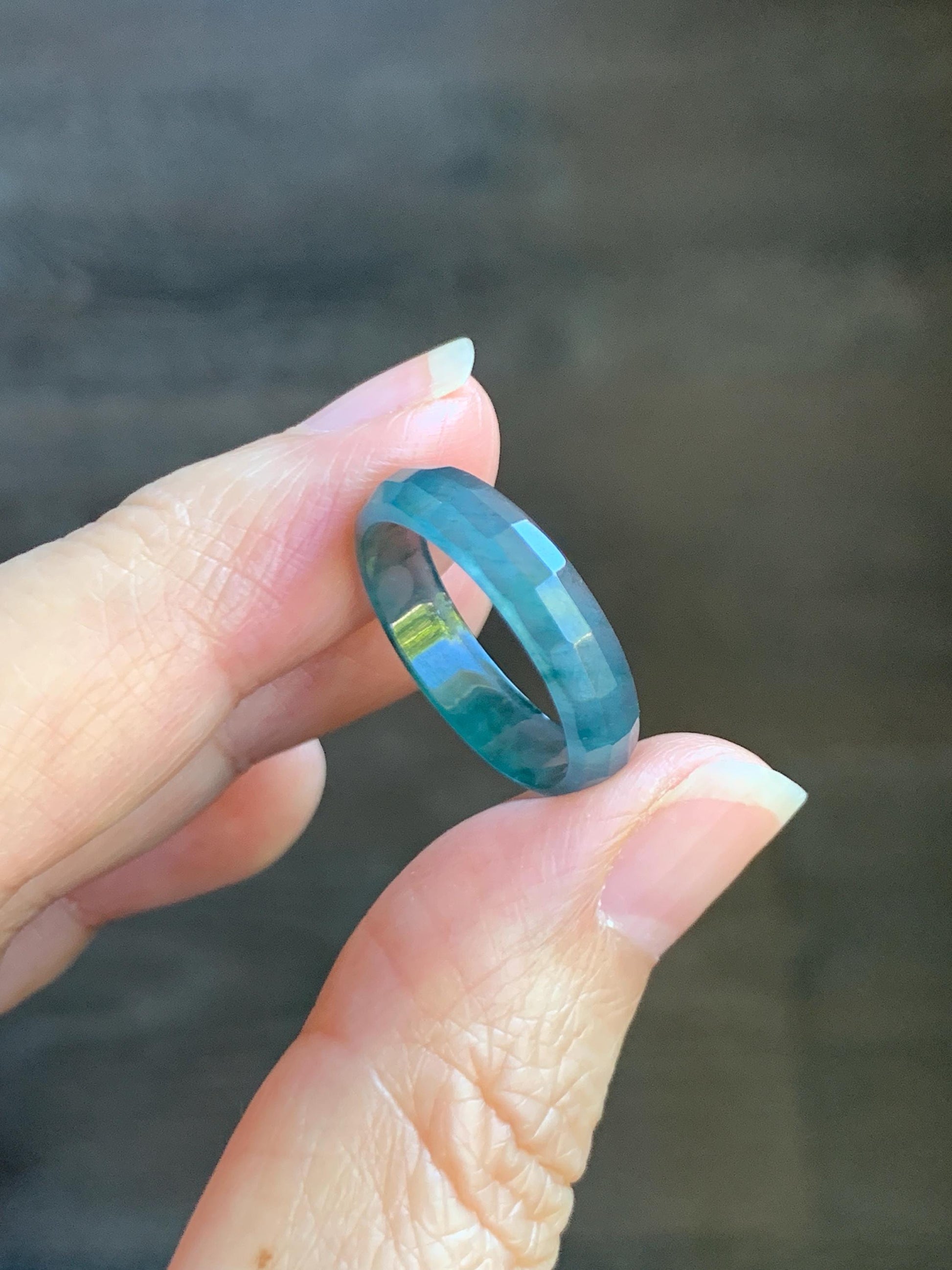 Natural Grade A Guatemalan Icy Highly Translucent Teal Blue Green Marbled Jade Jadeite Faceted Band Ring Size 7.75 US 天然冰危蓝飘花翡翠切割面戒圈 WLQ220A
