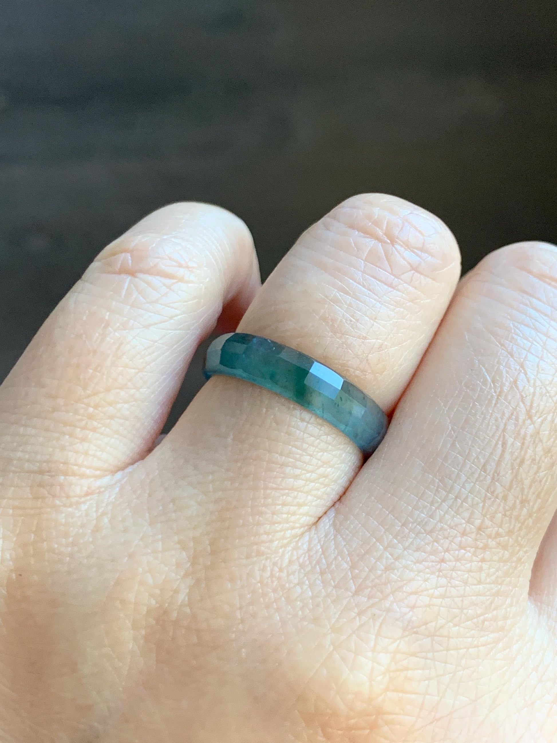 Natural Grade A Guatemalan Icy Highly Translucent Teal Blue Green Marbled Jade Jadeite Faceted Band Ring Size 7.75 US 天然冰危蓝飘花翡翠切割面戒圈 WLQ220B