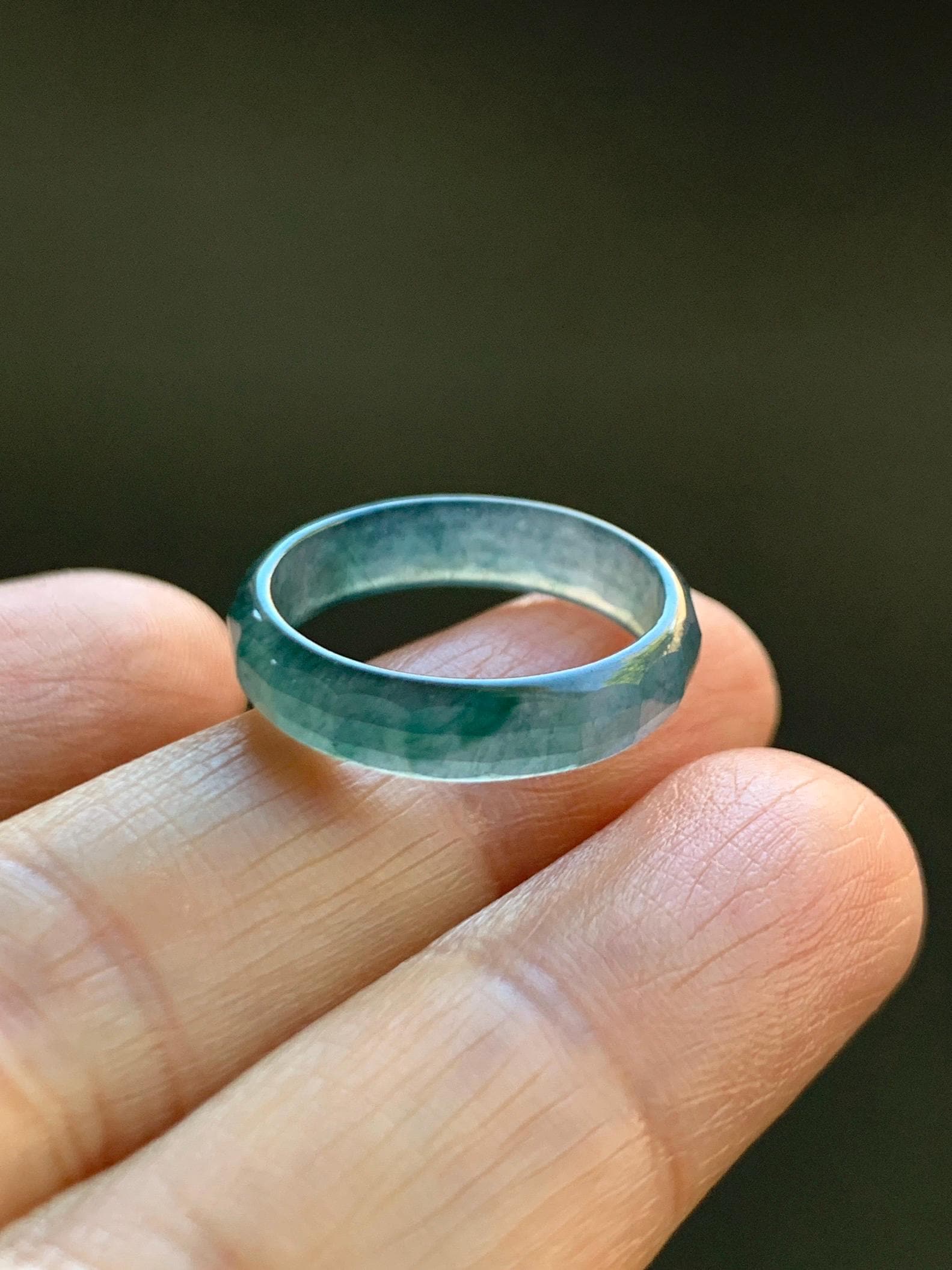 Natural Grade A Guatemalan Icy Highly Translucent Teal Blue Green Marbled Jade Jadeite Faceted Band Ring Size 6.5 US 天然冰危蓝飘花翡翠切割面戒圈 WLQ220C