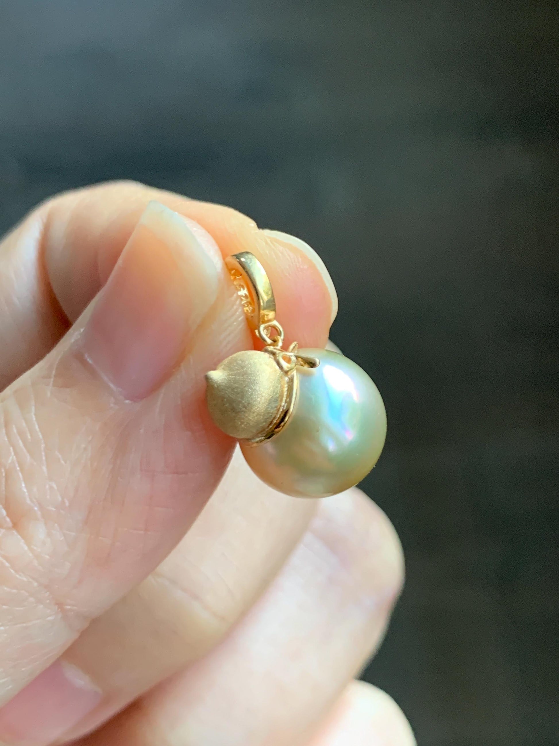 Natural Genuine Golden South Sea Pearl Gourd Hulu Pendant Solid Sterling Silver Yellow Gold Overlay 11.1mm 3g 天然南洋金珠葫芦吊坠 GSC561A