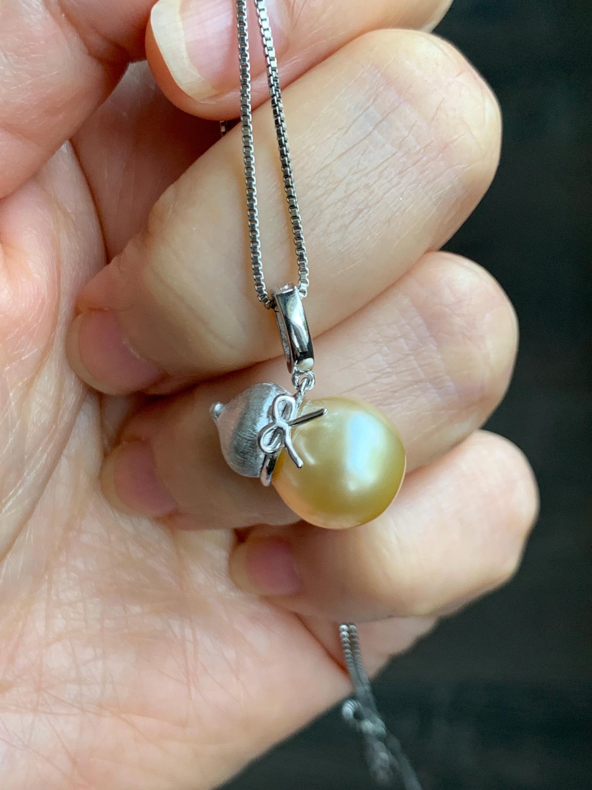 Natural Genuine Golden South Sea Pearl Gourd Hulu Pendant Solid Sterling Silver 11.8mm 4g 天然南洋金珠葫芦吊坠 GSC561B