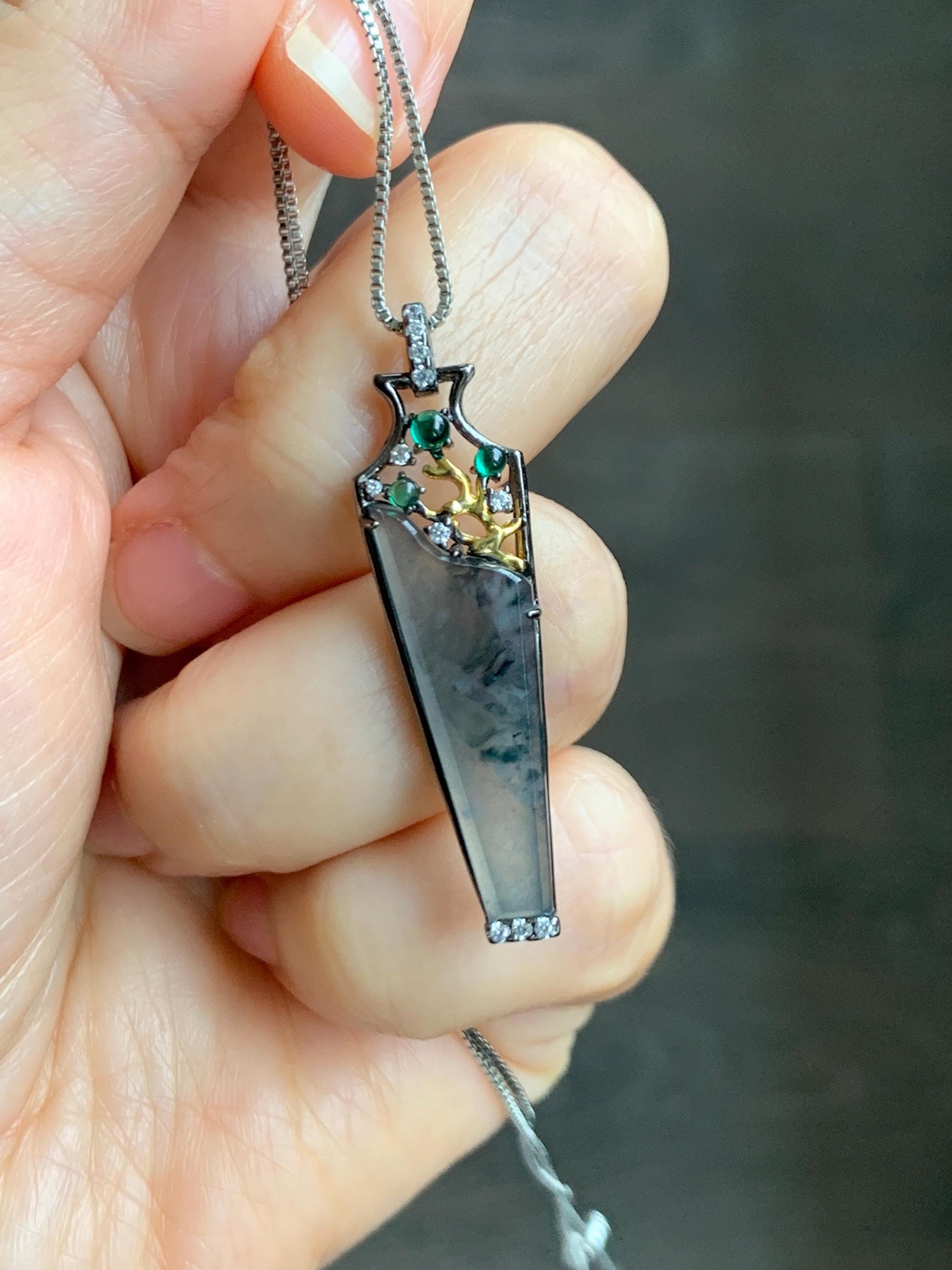 Certified Natural Grade A Guatemalan Icy Highly Translucent Wuji Jade Jadeite Wu Shi Pai Vase Pendant Sterling Silver 天然冰胶危乌鸡翡翠无事牌镶嵌花瓶吊坠 272