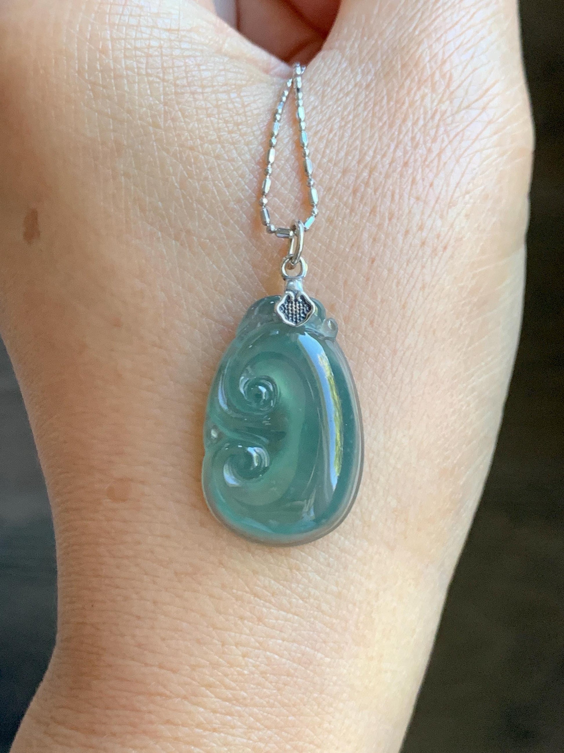 Natural Grade A Guatemalan Icy Highly Translucent Gelatinous Teal Jade Jadeite Ruyi Pendant Sterling Silver 天然冰胶老种危蓝绿翡翠如意吊坠 WLR280A