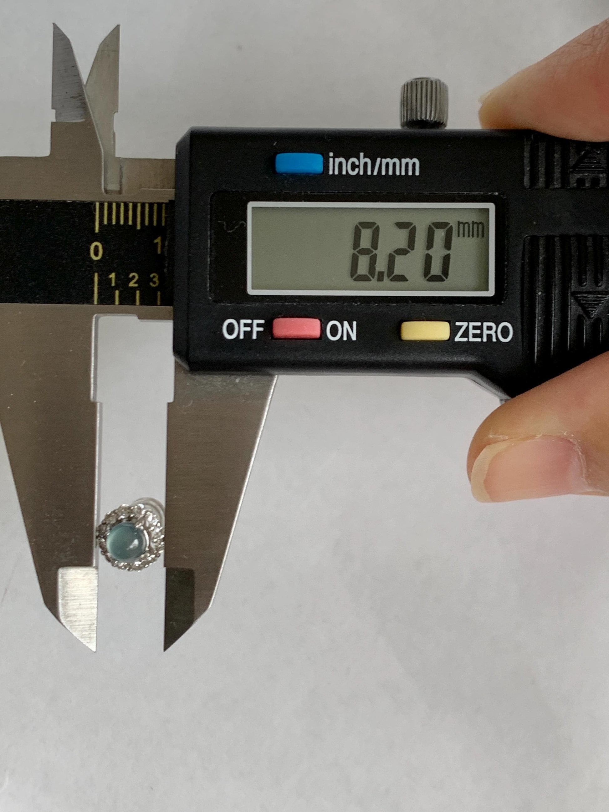 Natural grade A Guatemalan Icy Highly Translucent Light Teal Blue Jade Jadeite Halo Style Stud Earrings Sterling Silver 天然冰危蓝翡翠银镶耳钉 XLE66