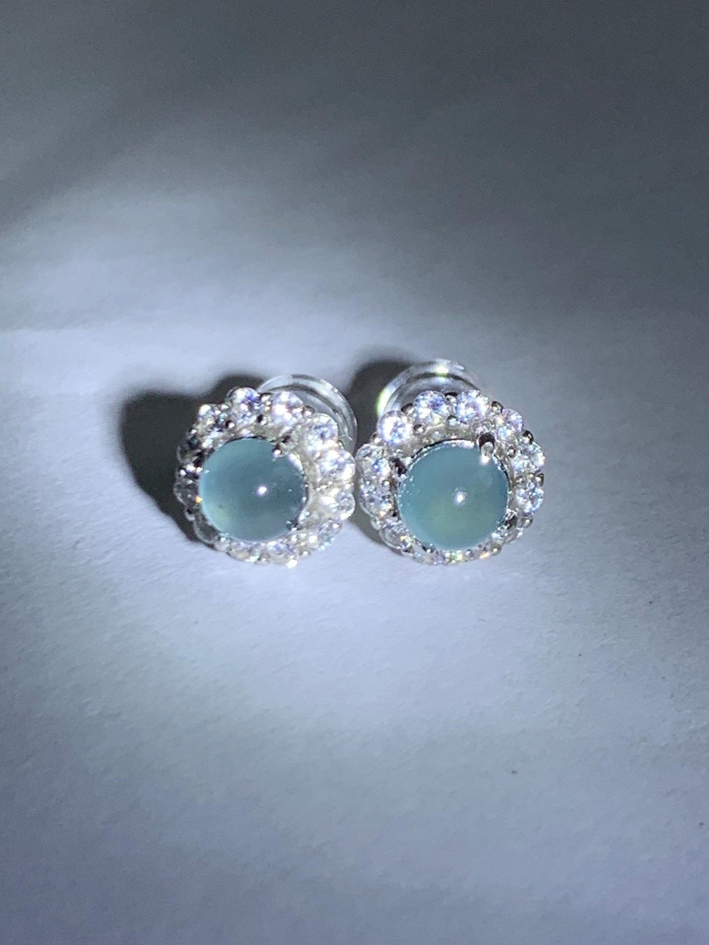 Natural grade A Guatemalan Icy Highly Translucent Light Teal Blue Jade Jadeite Halo Style Stud Earrings Sterling Silver 天然冰危蓝翡翠银镶耳钉 XLE66