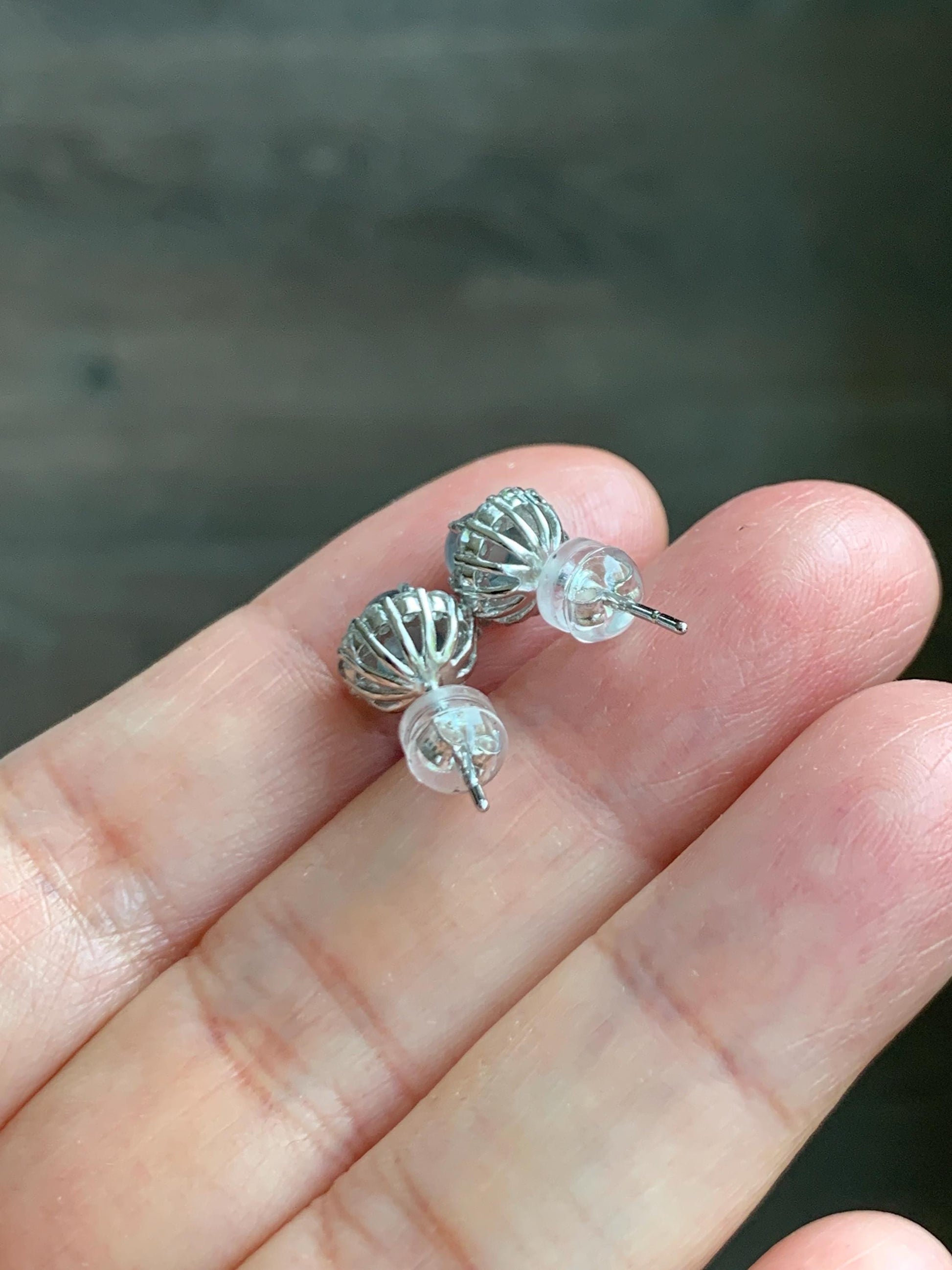 Natural grade A Guatemalan Icy Highly Translucent Light Teal Blue Jade Jadeite Halo Style Stud Earrings Sterling Silver 天然冰危蓝翡翠银镶耳钉 XLE66