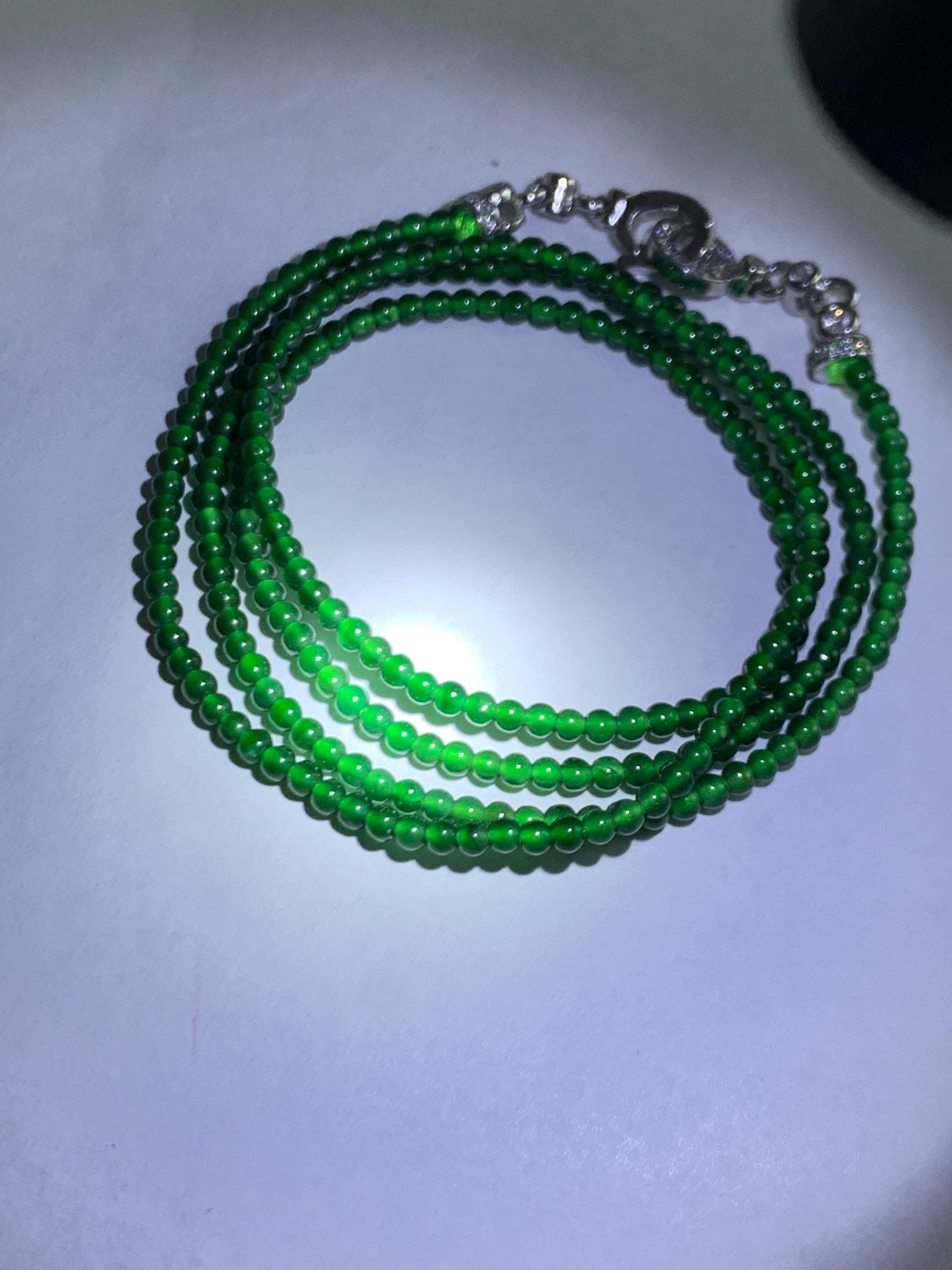 Natural Grade A Guatemalan Icy Translucent Vibrant Green Jade Jadeite Petite Beads Beaded Necklace 2.4mm 21.5" 7g 天然冰危绿翡翠小圆珠项链 XWL272