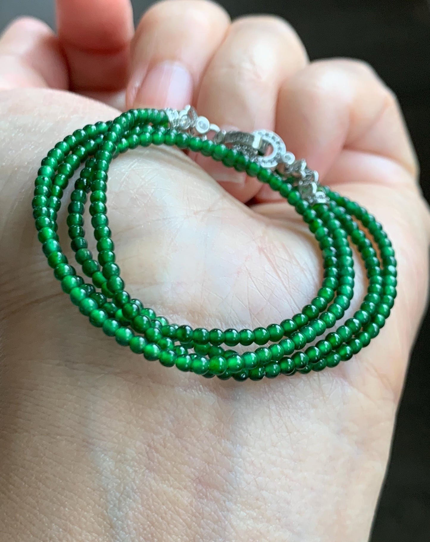 Natural Grade A Guatemalan Icy Translucent Vibrant Green Jade Jadeite Petite Beads Beaded Necklace 2.4mm 21.5" 7g 天然冰危绿翡翠小圆珠项链 XWL272