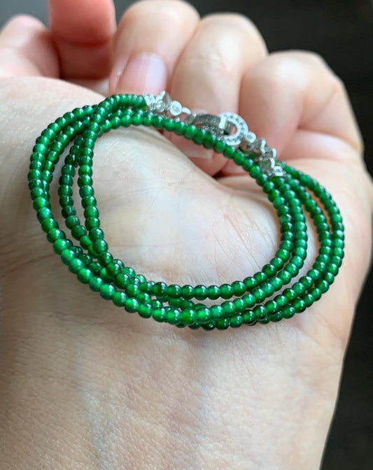 Natural Grade A Guatemalan Icy Translucent Vibrant Green Jade Jadeite Petite Beads Beaded Necklace 2.4mm 21.5" 7g 天然冰危绿翡翠小圆珠项链 XWL272