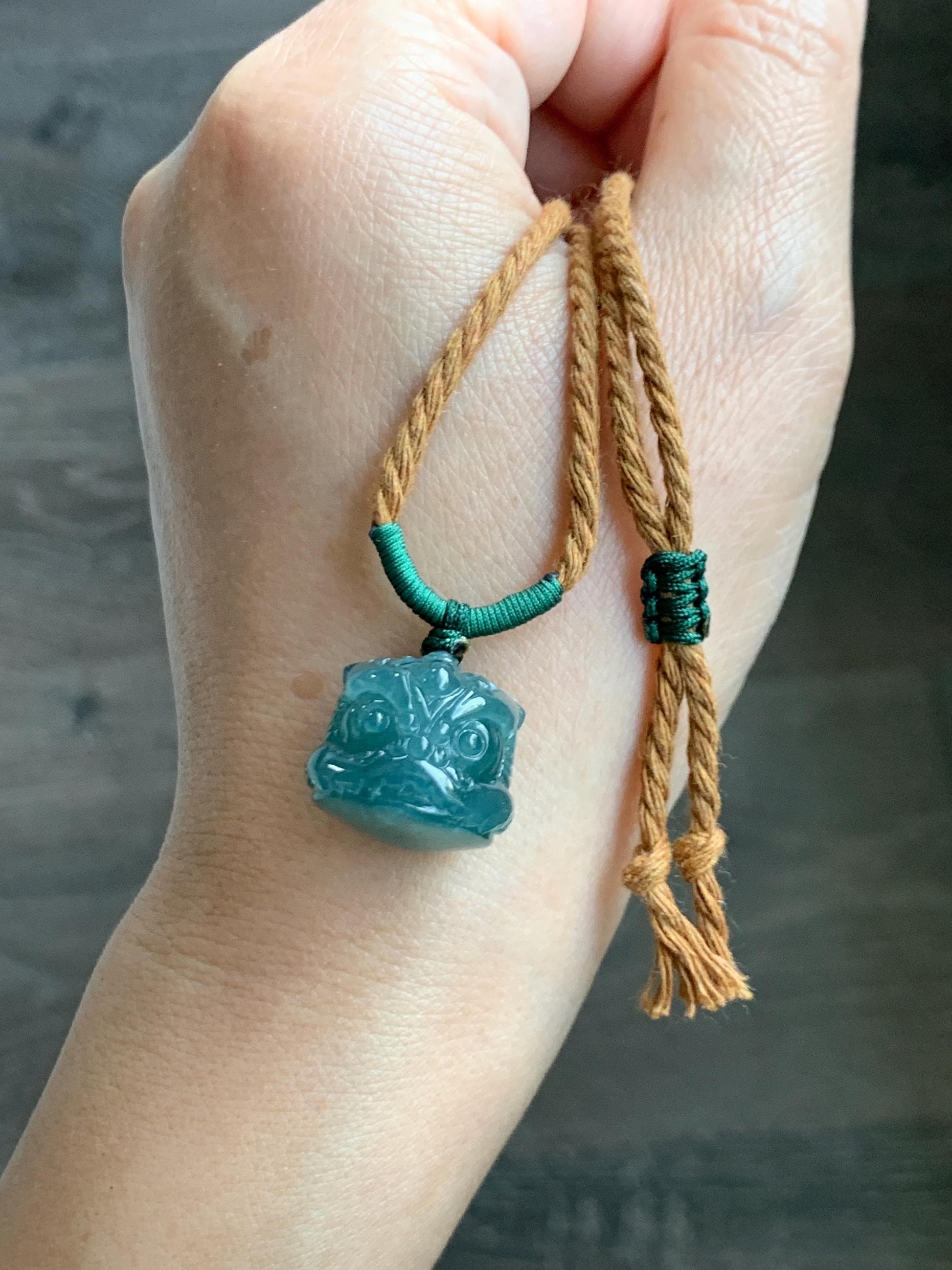 Natural Grade A Guatemalan Icy Translucent Dark Teal Blue Jade Jadeite Dancing Lion Pendant Rope Necklace 26” 12g 天然冰危深蓝绿翡翠醒狮吊坠 XSH140A