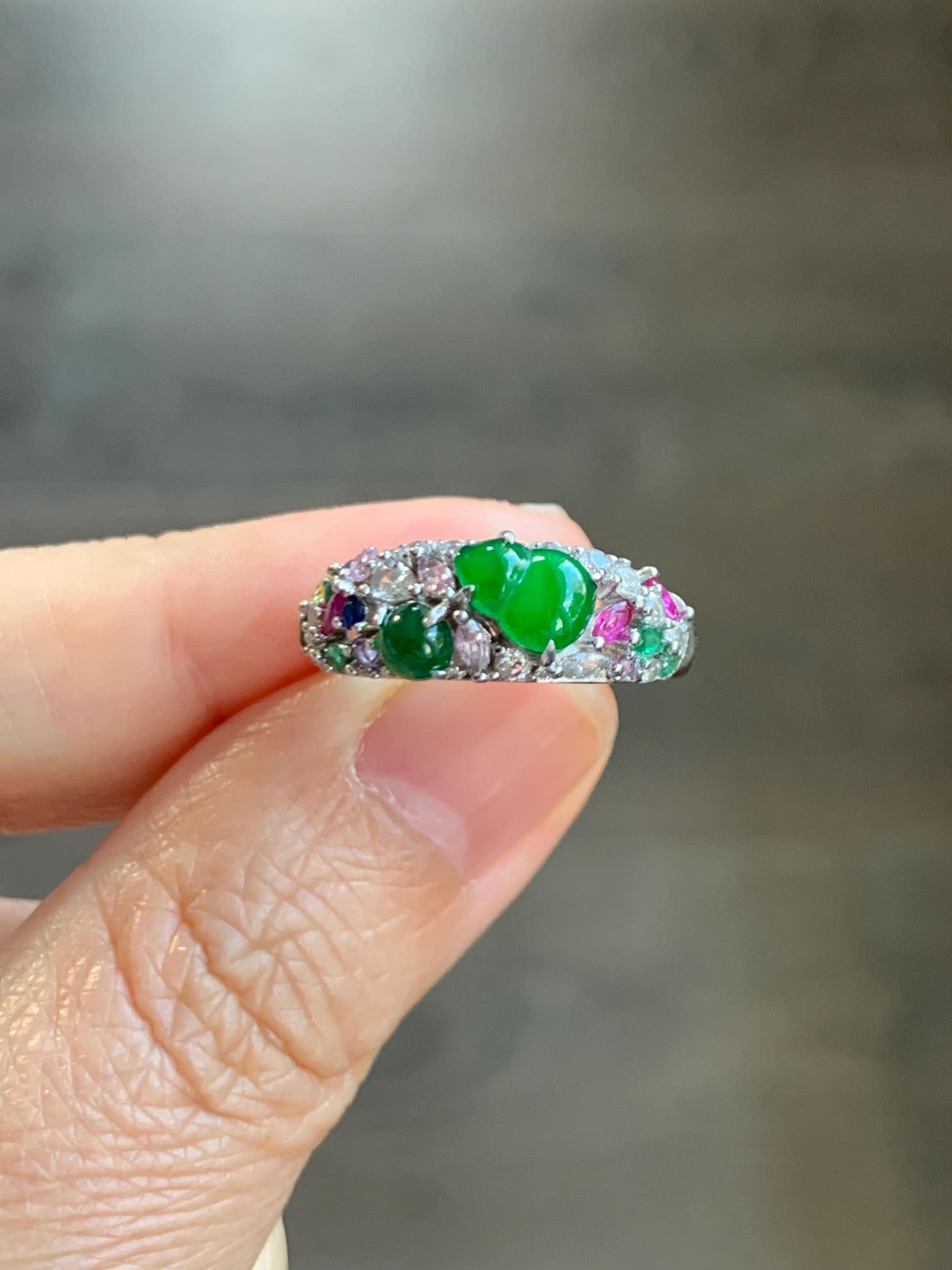 Natural Grade A Guatemalan Icy Translucent Vibrant Green Jade Jadeite Gourd Hulu Band Ring Sterling Silver Size 7 天然冰危绿翡翠花开富贵银镶戒指 HKFL98