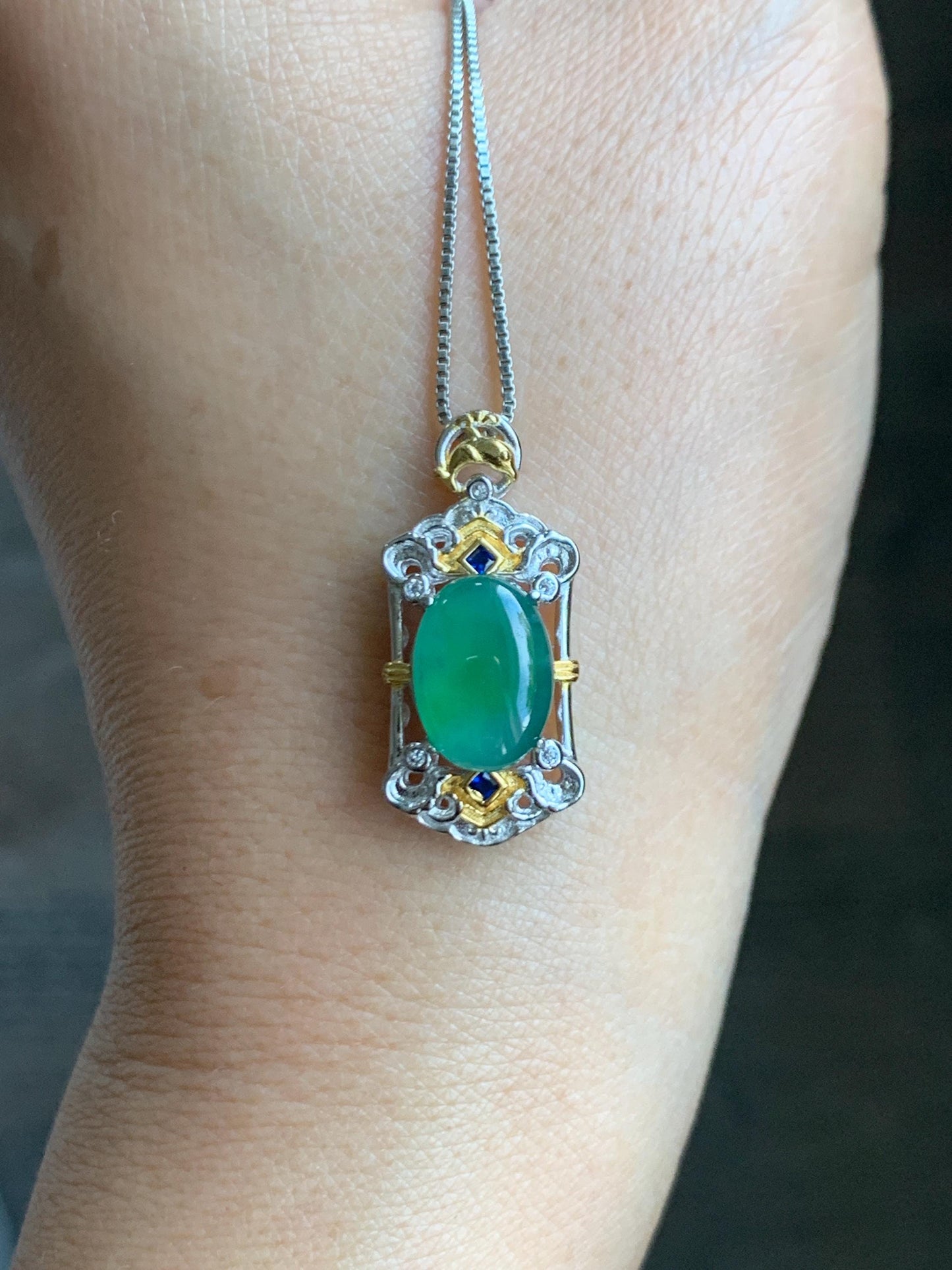 Natural Grade A Guatemalan Icy Translucent Green Jade Jadeite Oval Cabochon Pendant Sterling Silver 天然冰危绿翡翠椭圆蛋面吊坠 LWD120