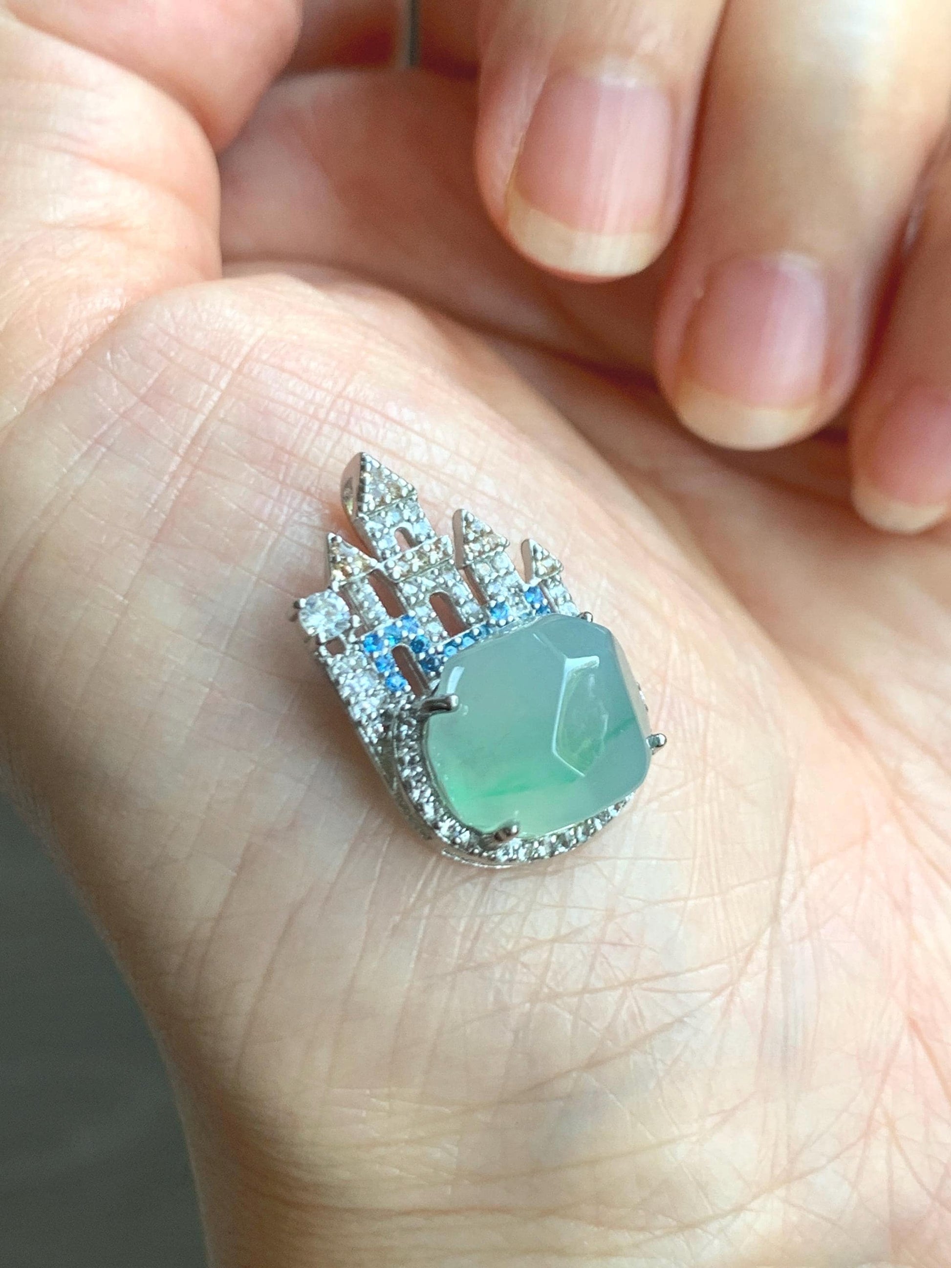 Natural Grade A Guatemalan Icy Translucent Pastel Green Marbled Faceted Jade Jadeite Castle Pendant Sterling Silver 天然冰危晴飘花翡翠切割面城堡吊坠 WXC120