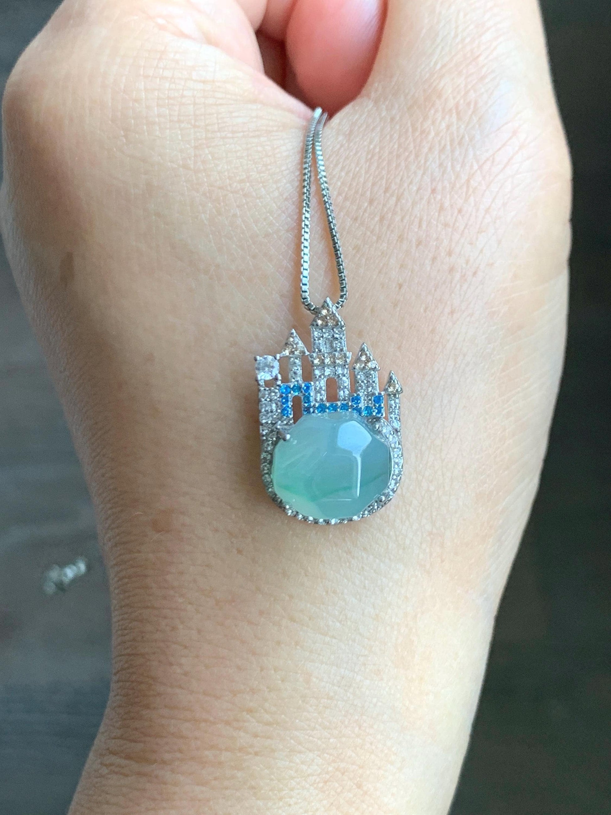 Natural Grade A Guatemalan Icy Translucent Pastel Green Marbled Faceted Jade Jadeite Castle Pendant Sterling Silver 天然冰危晴飘花翡翠切割面城堡吊坠 WXC120