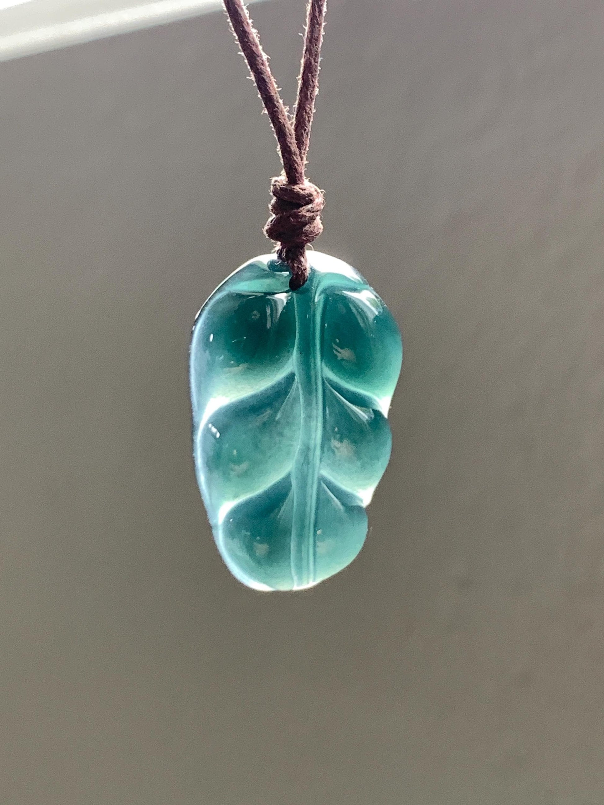 Natural Grade A Guatemalan Icy Translucent Dark Teal Blue Jade Jadeite Carved Leaf Pendant Rope Necklace 25” 7g 天然老种冰危深蓝水翡翠大叶有成吊坠 SLY99B